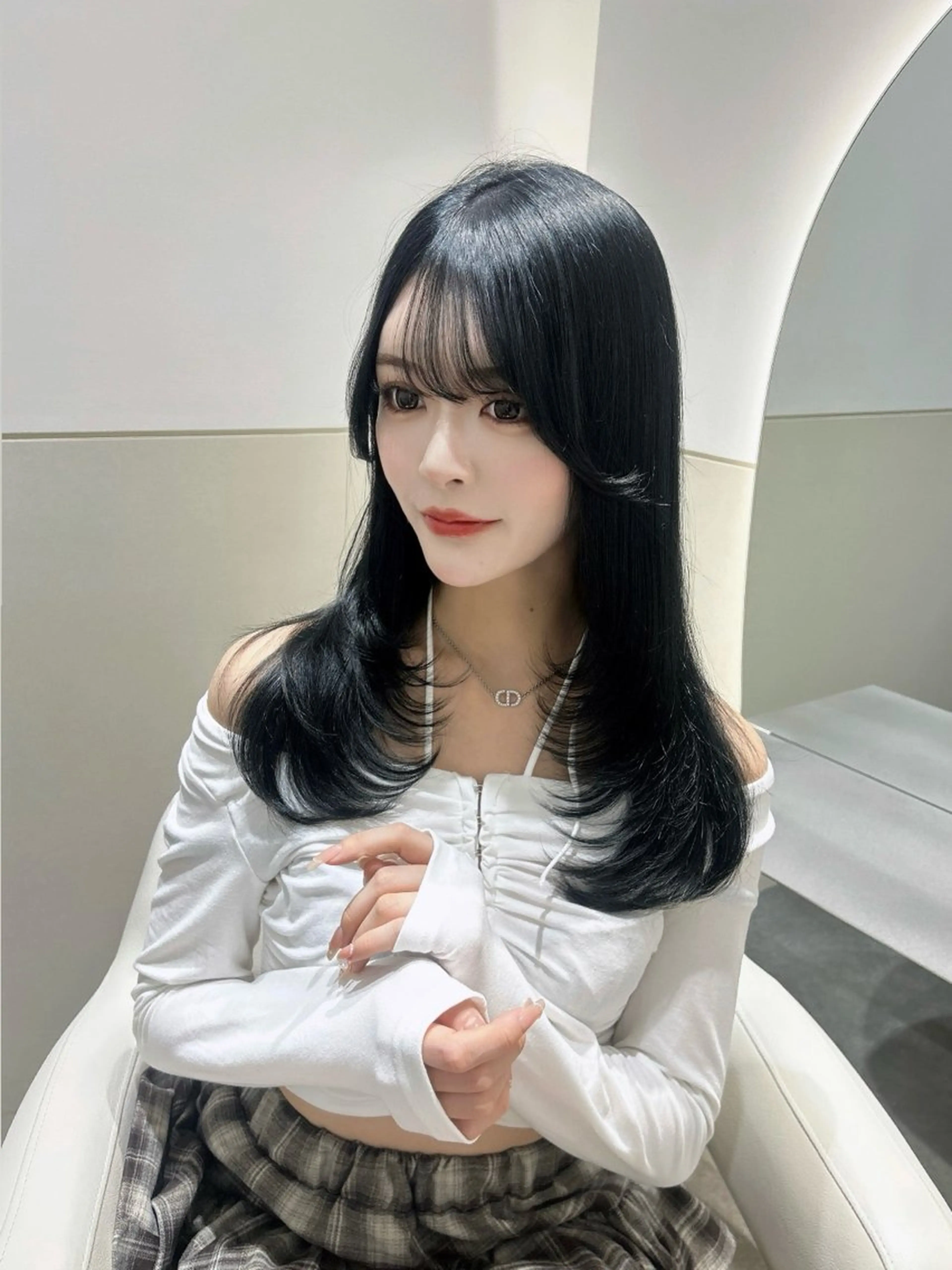 セミロング カラー 黒髪 ブルーカラー ブルーブラック 🩷韓国ヘア/ミディ アム🩷Maikaのヘアスタイル