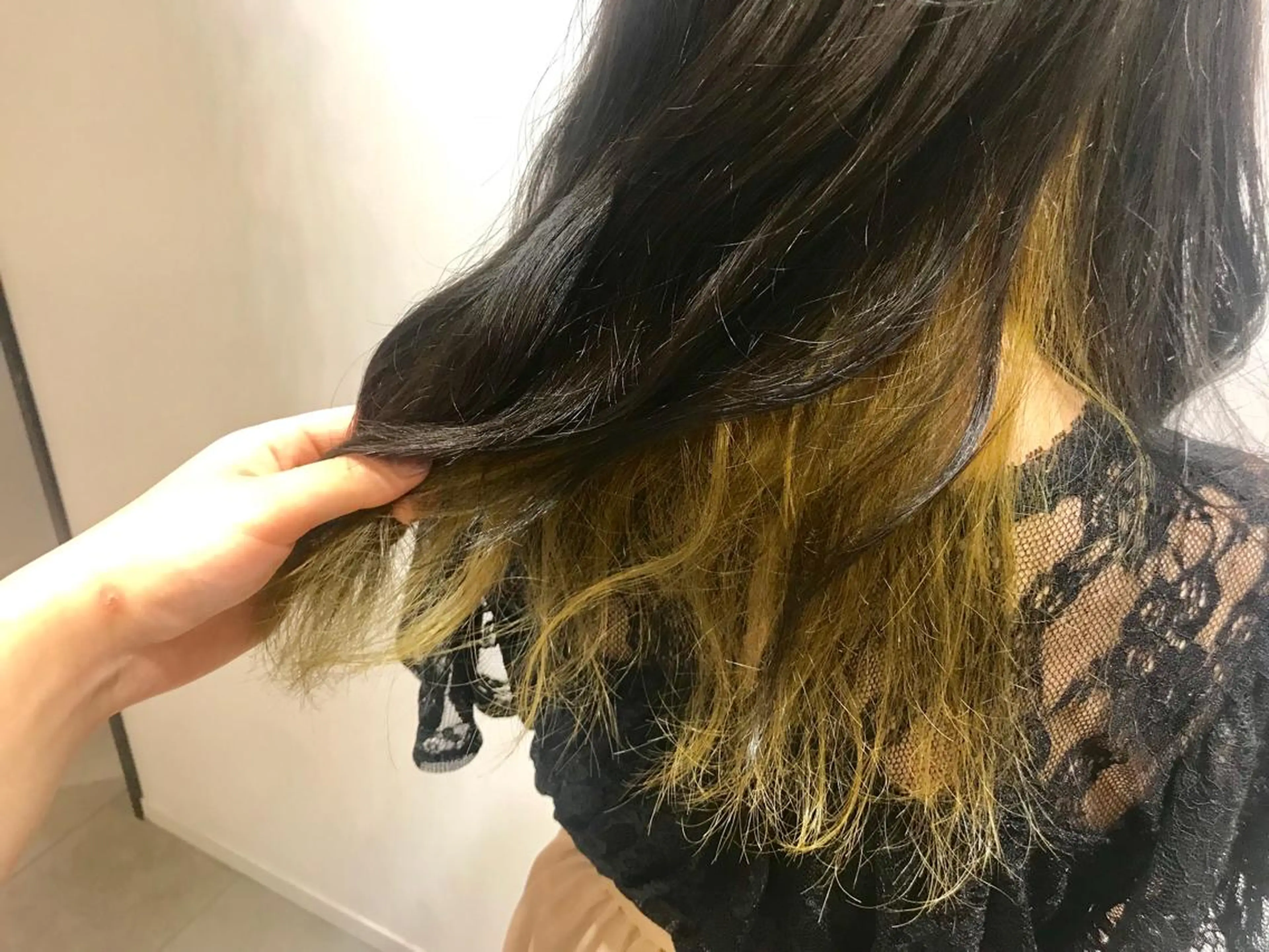 セミロング カラー ヘアカラー 🐺ウルフ/レイヤー 似合わせ‎🤍沙羅のヘアスタイル