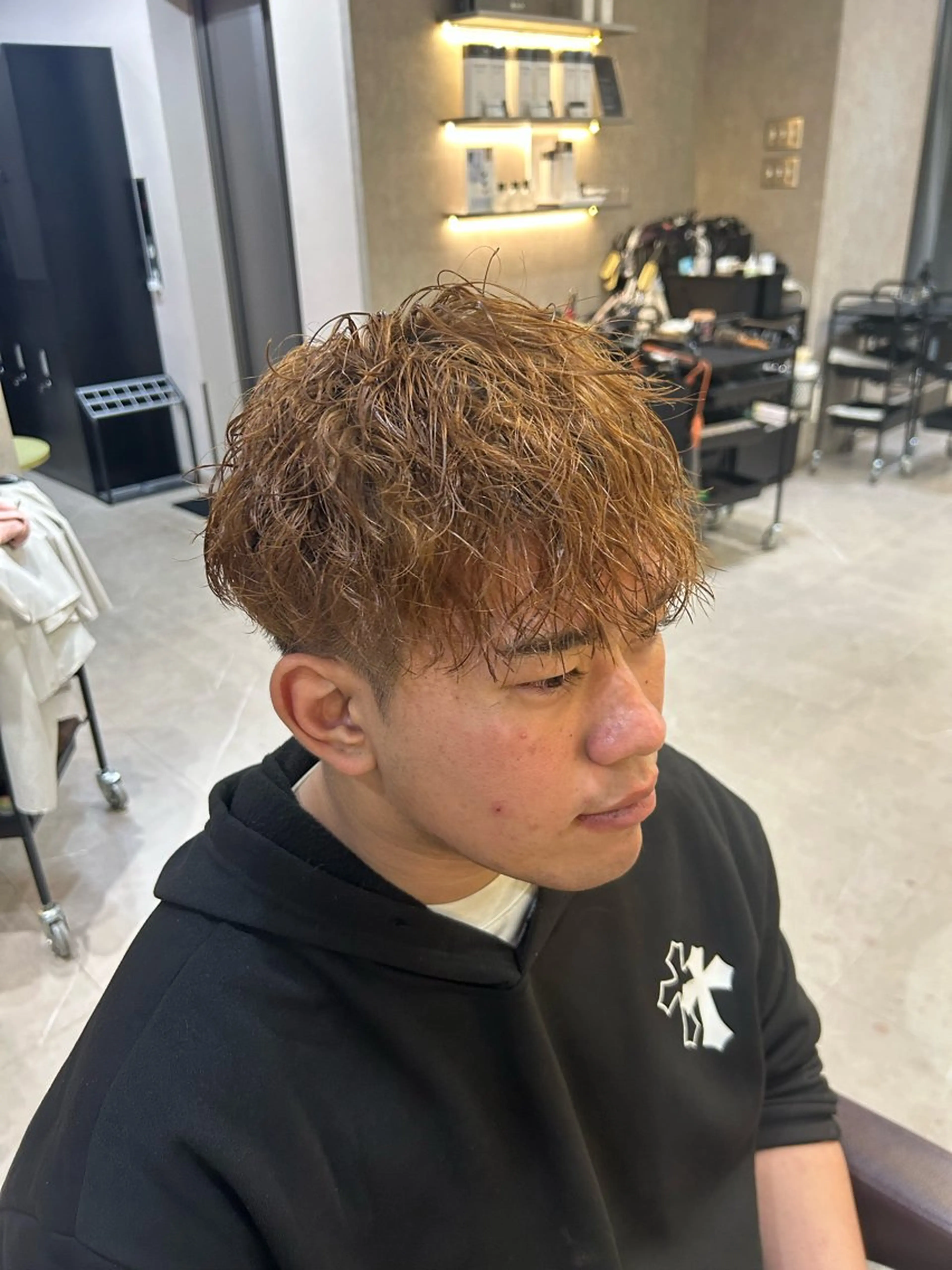 パーマ メンズ フラッグヘアー天神西通り店所属・flag hair レイナのヘアスタイル