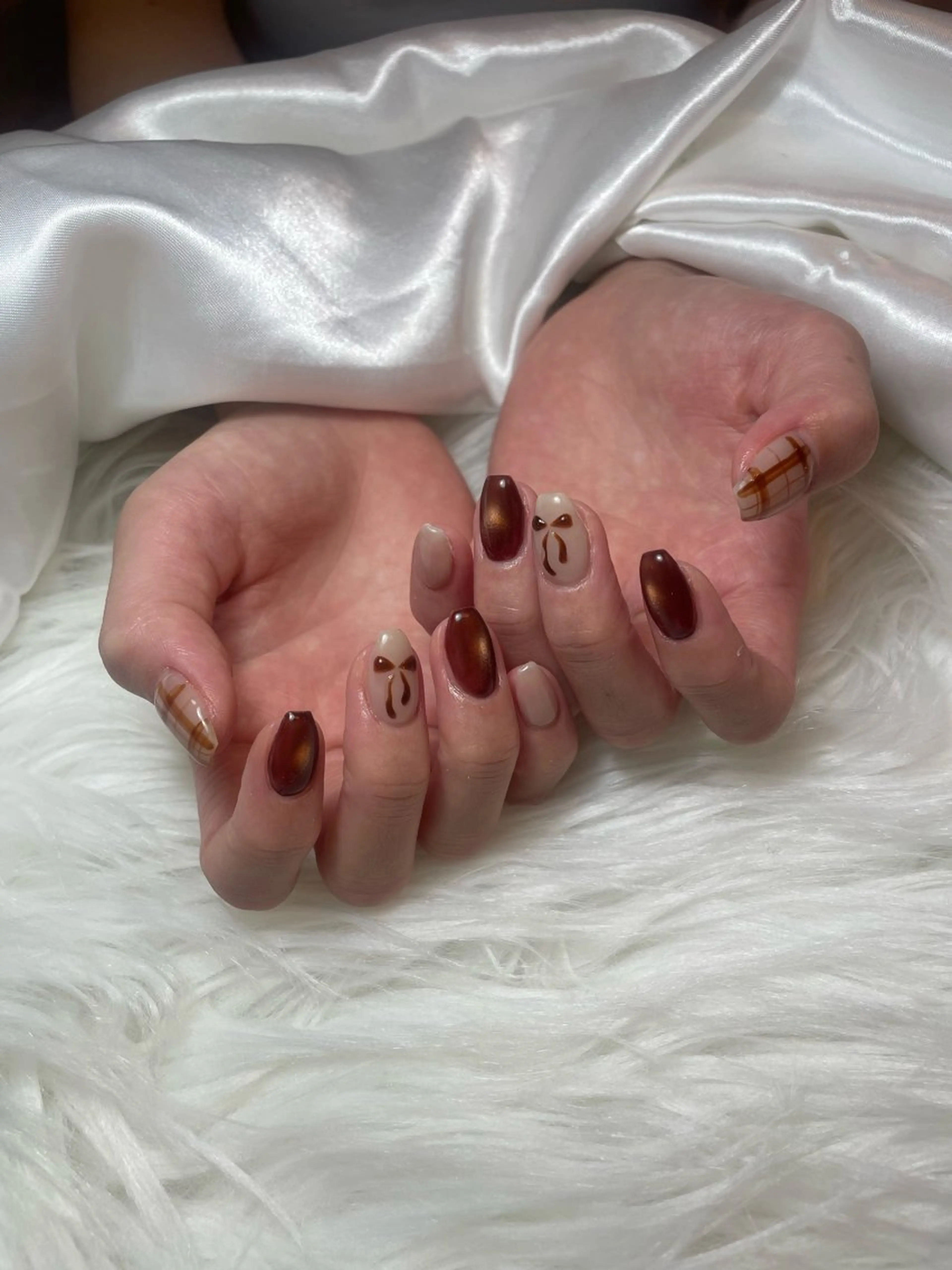 ネイル ブルー フレンチネイル キラキラネイル 韓国ネイル マグネットネイル ハンドネイル timtam --sakiのネイルデザイン