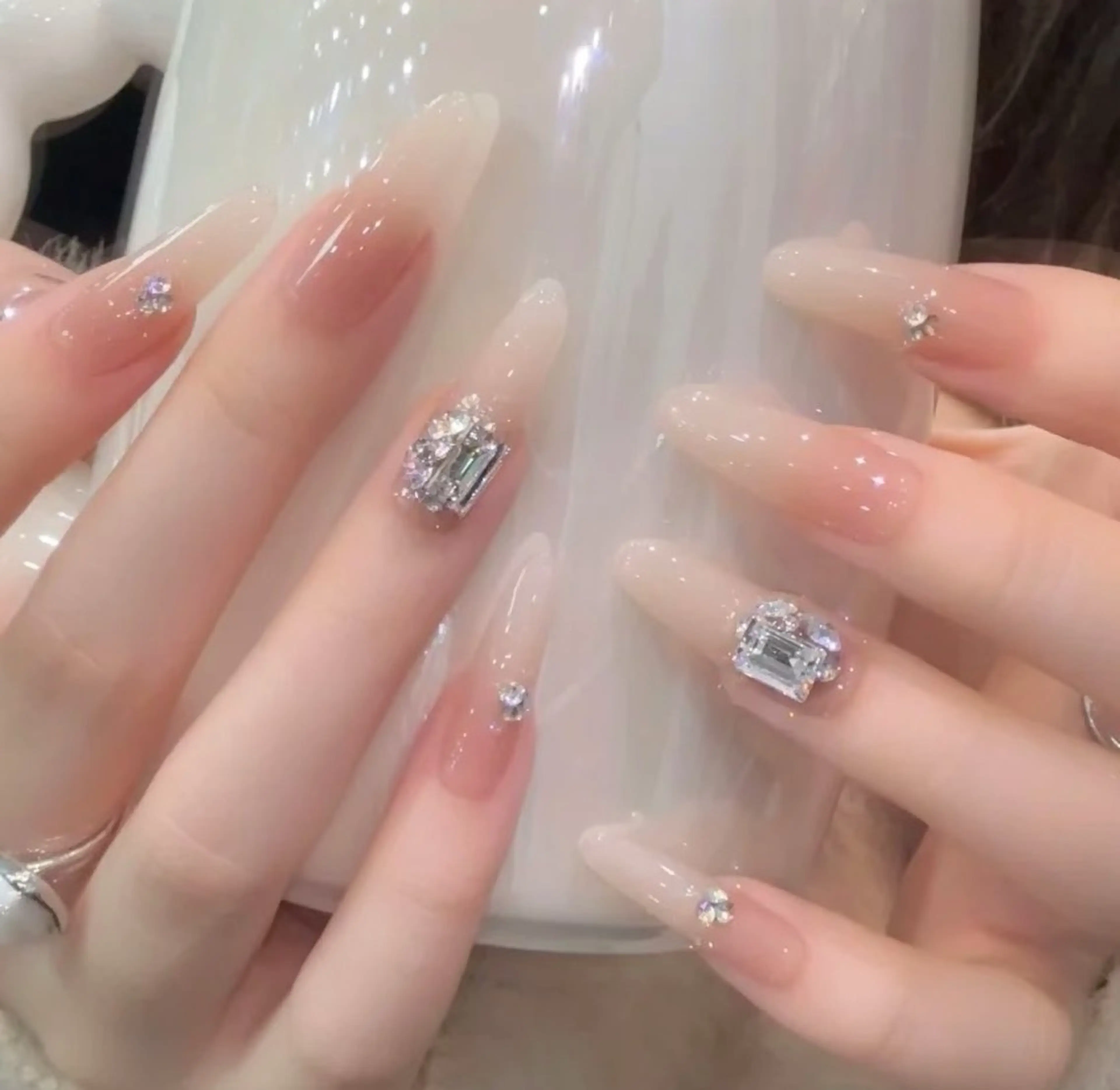 （チップ長さ出し）🎀グラデ一ション💕ベイビ一プ一マ一🌸ベ—スカラ—含み🈚️料の写真