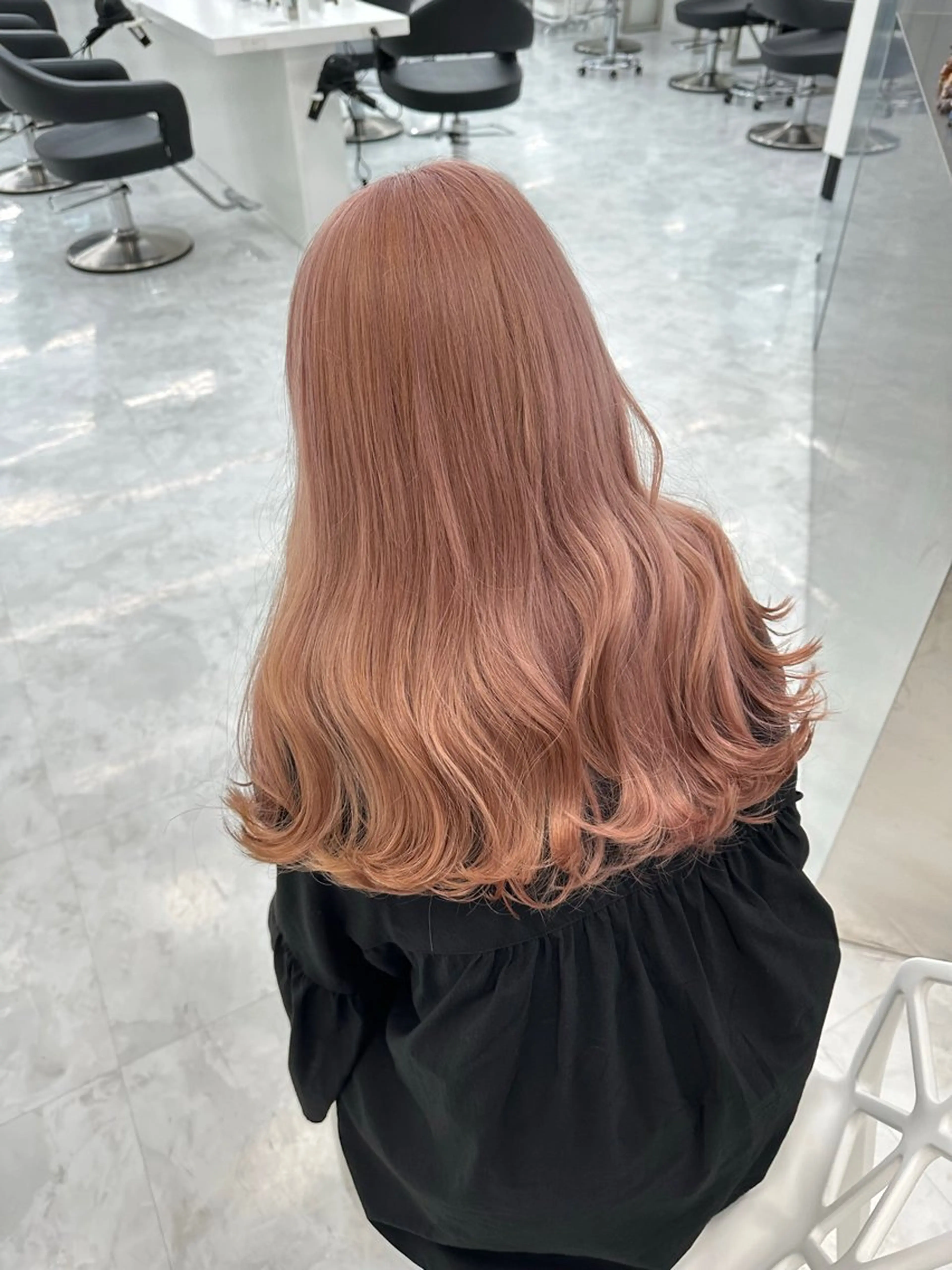 セミロング カラー ヘアカラー トリートメント ヘッドスパ ヘアセット ダブルカラー 韓国レイヤーKYONのヘアスタイル