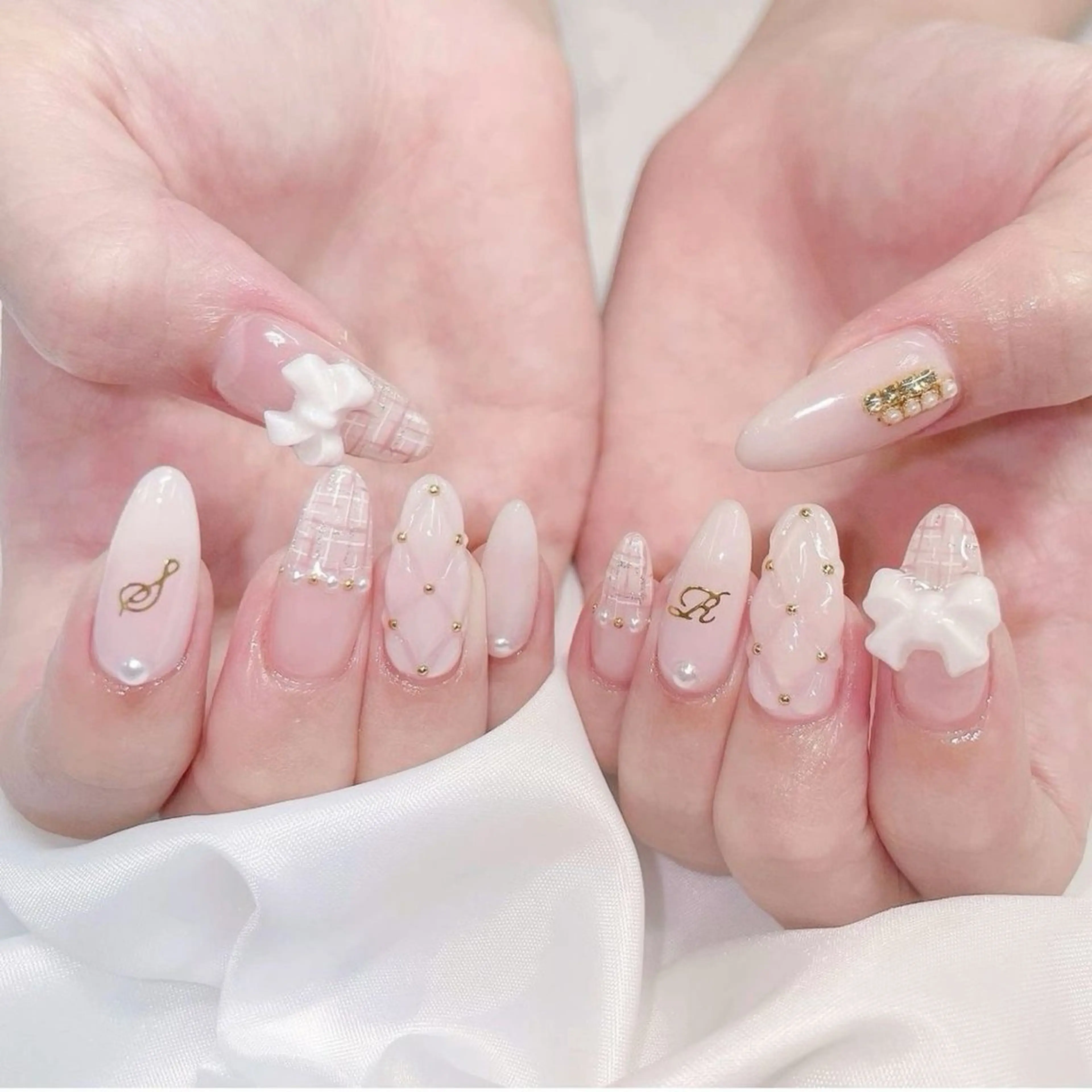 ネイル Lee Nailsのネイルデザイン