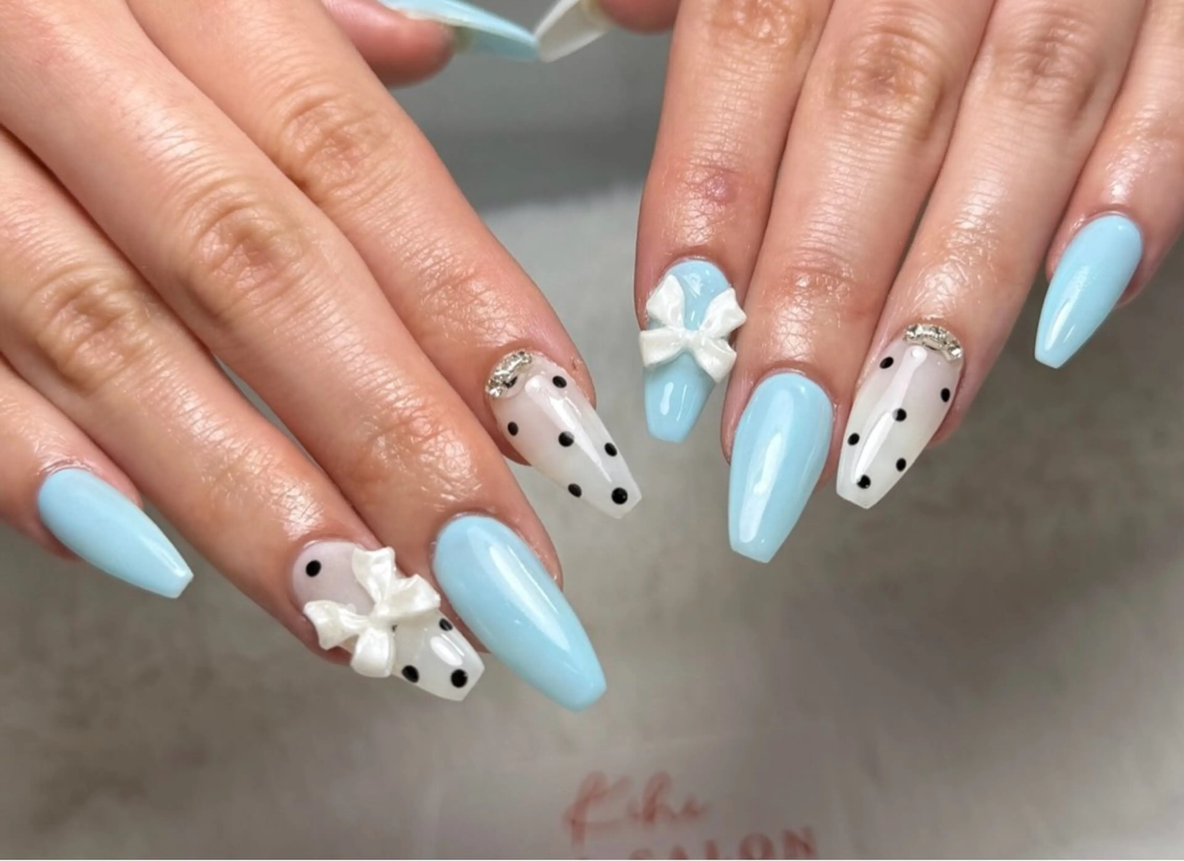 ネイル ハンドネイル 小林 あゆみのネイルデザイン