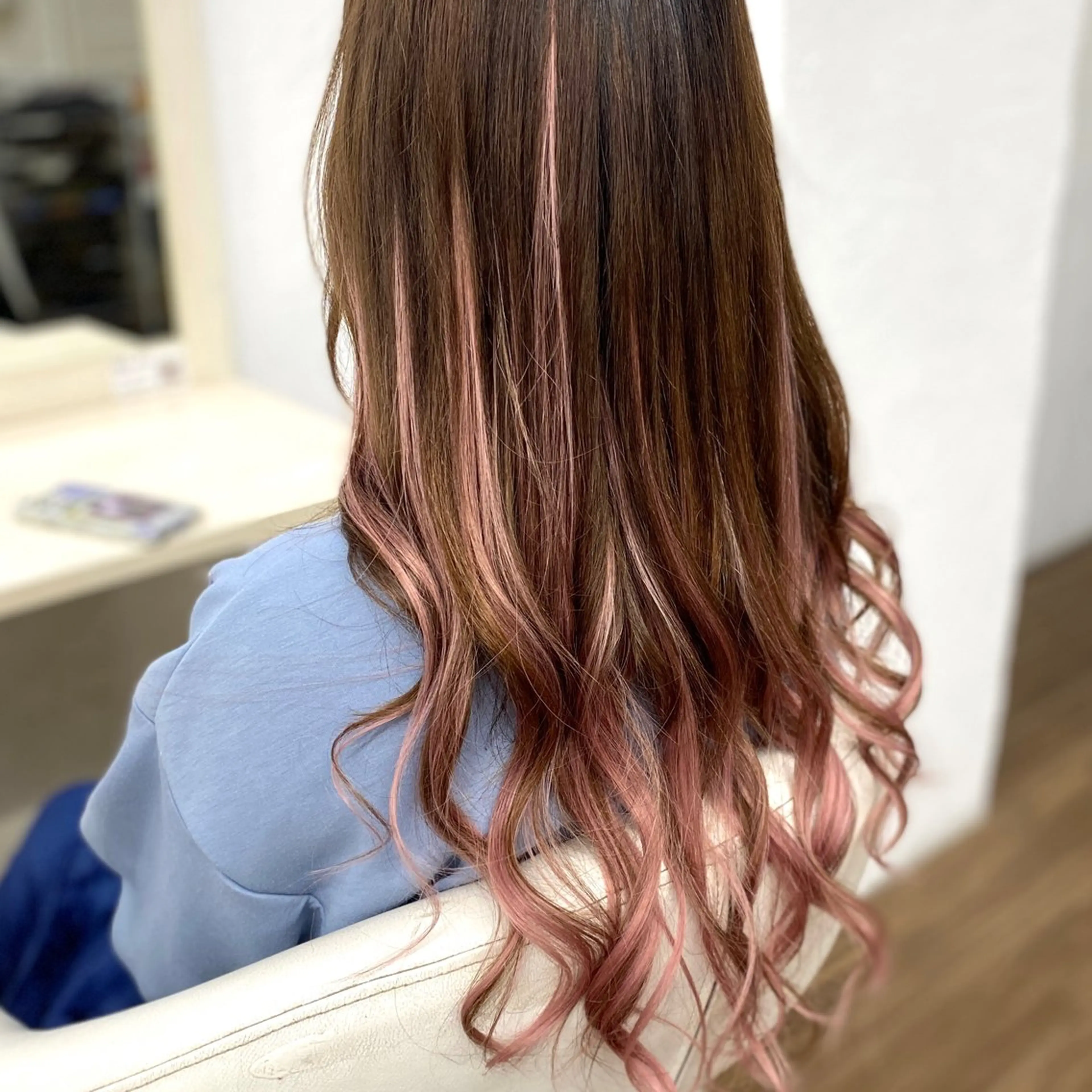 ロング カラー ブラウンカラー ピンクカラー エクステ エクステ GLOSS♡ ヤマガミコウジのヘアスタイル