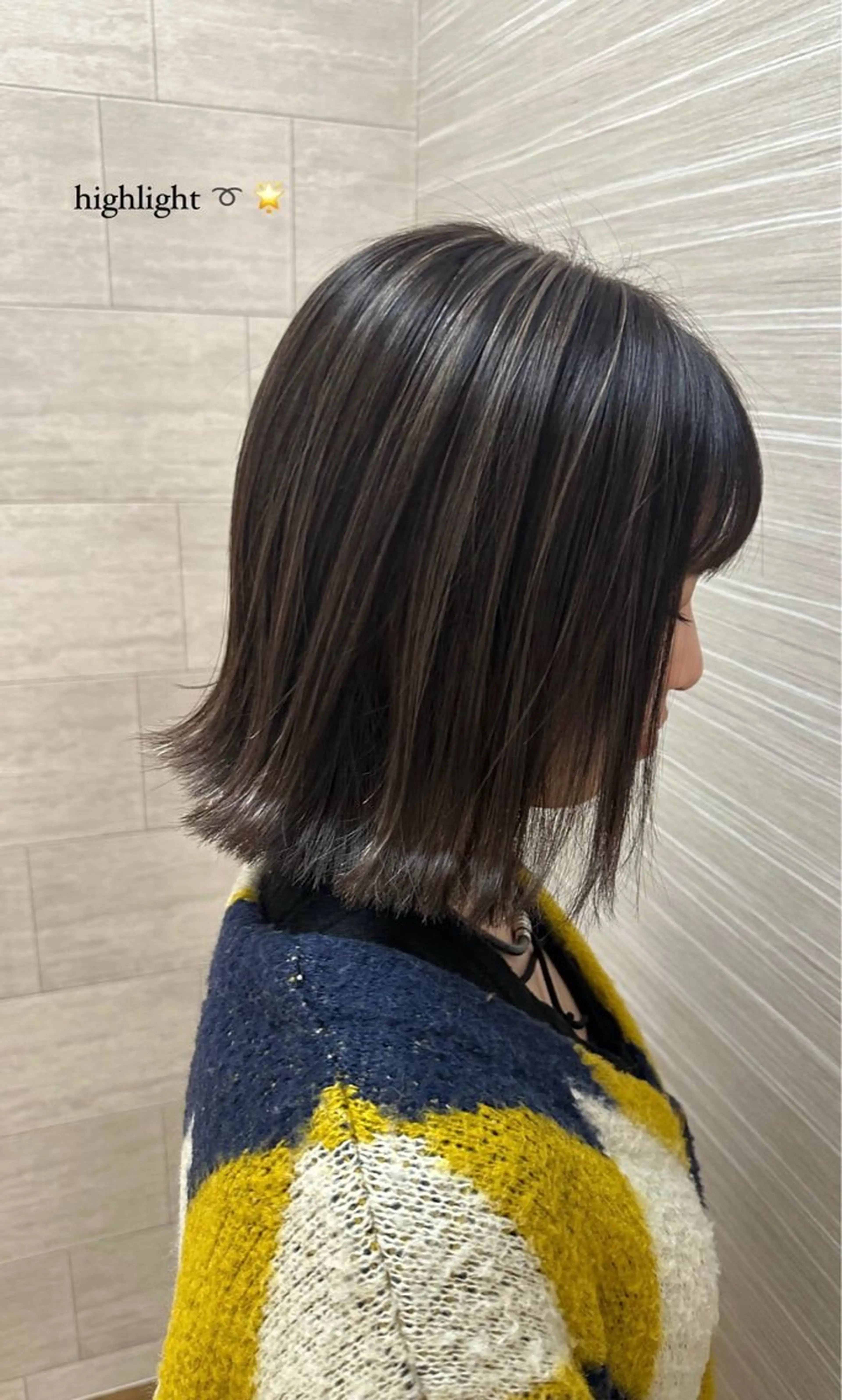 ミディアム カラー 透明感カラー ハイライトカラー ハイライト カット ヘアカラー tokute よしかわなお🍒のヘアスタイル