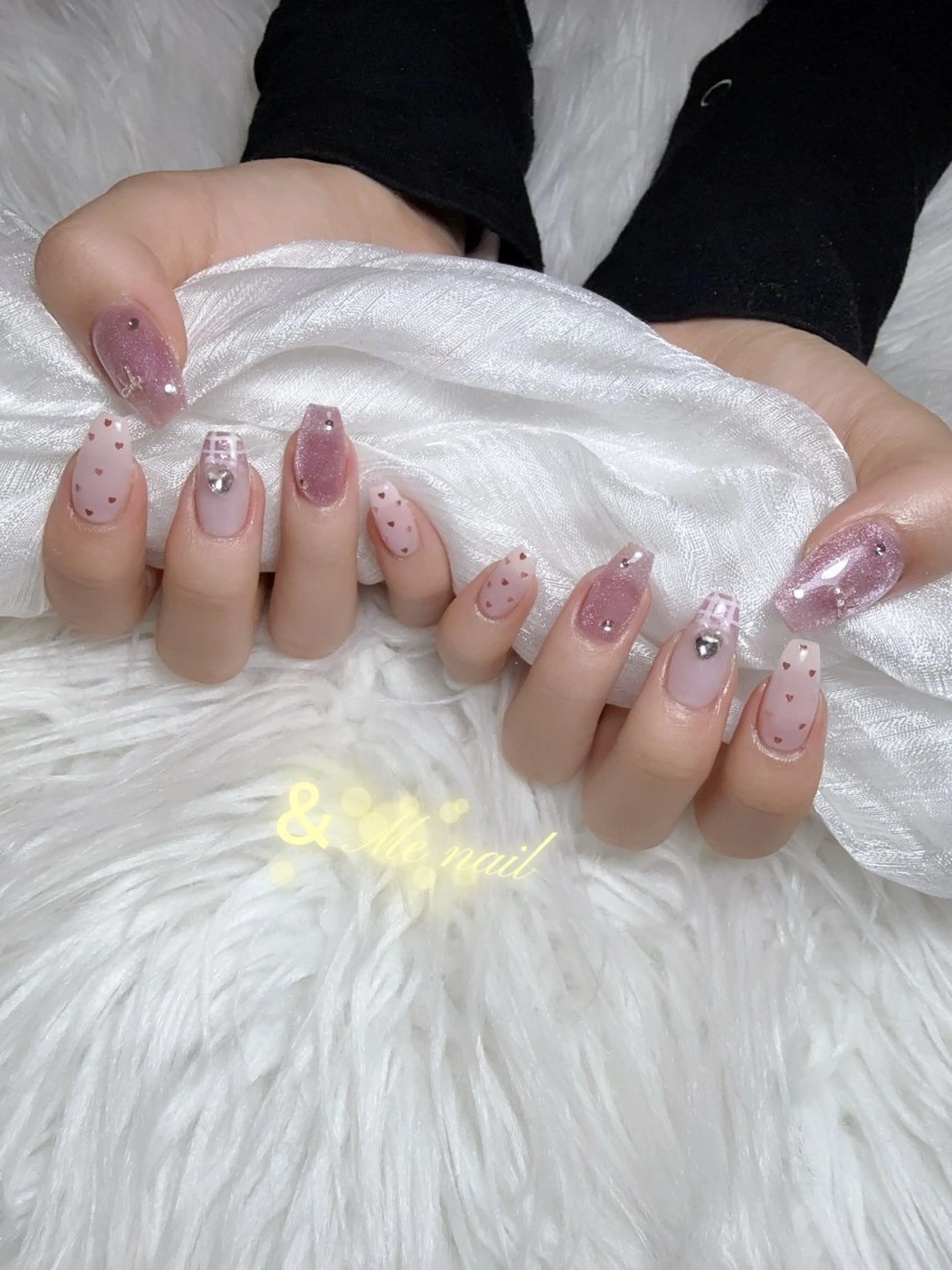 ネイル ハンドネイル &ME タカのネイルデザイン