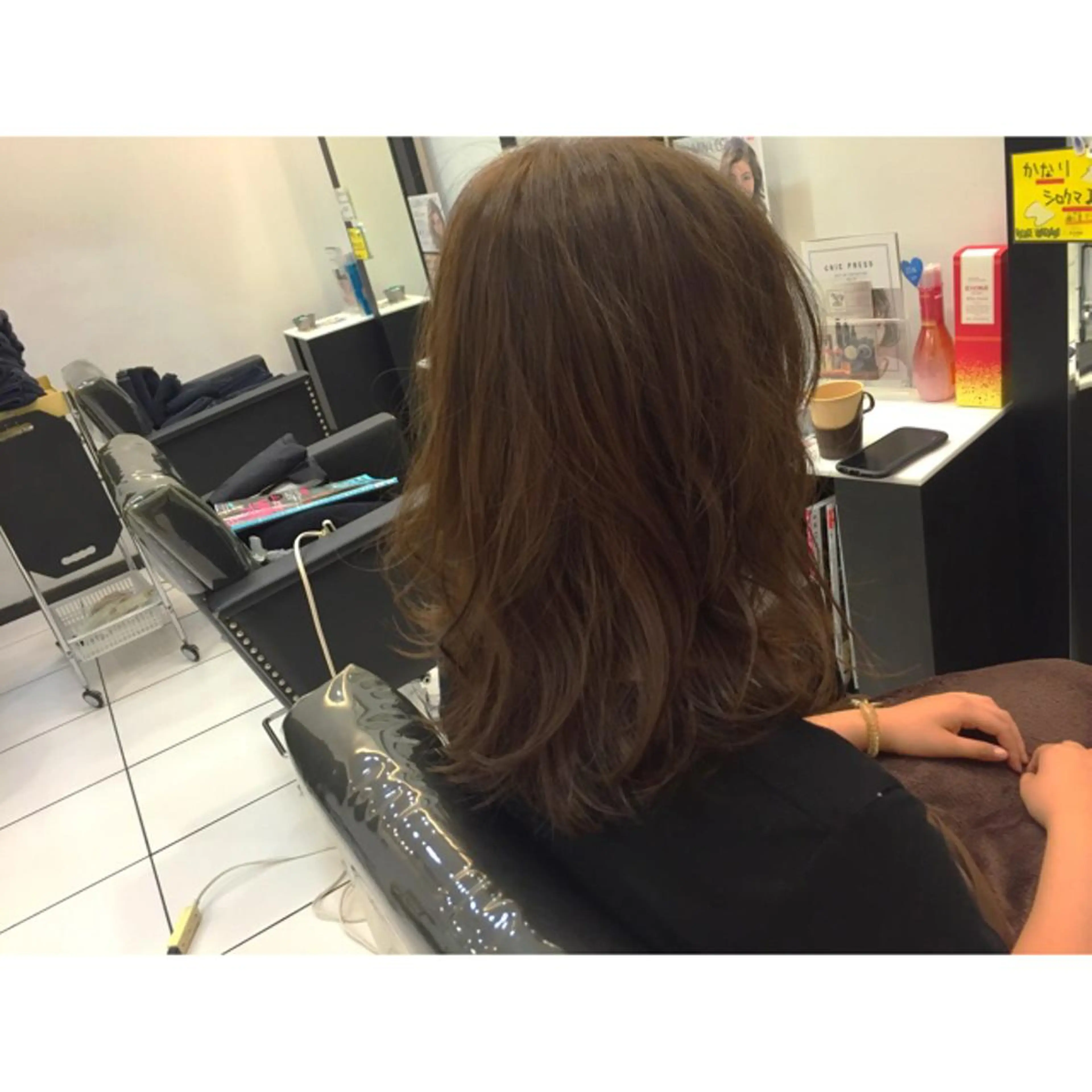 セミロング GLROW haruhiのヘアスタイル