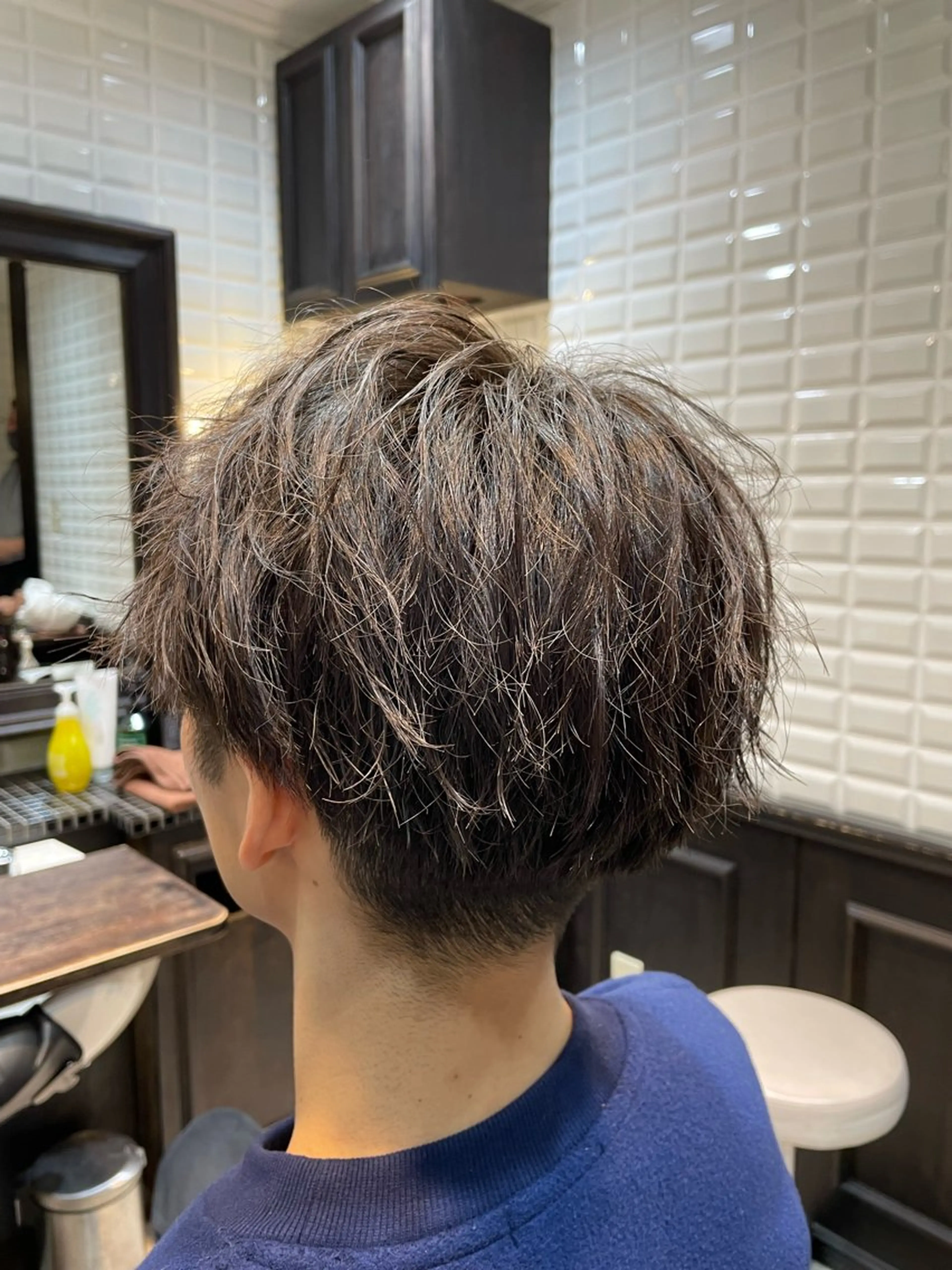 ショート メンズ メンズパーマ 波巻き、ツイスト パーマモデル募集中のヘアスタイル