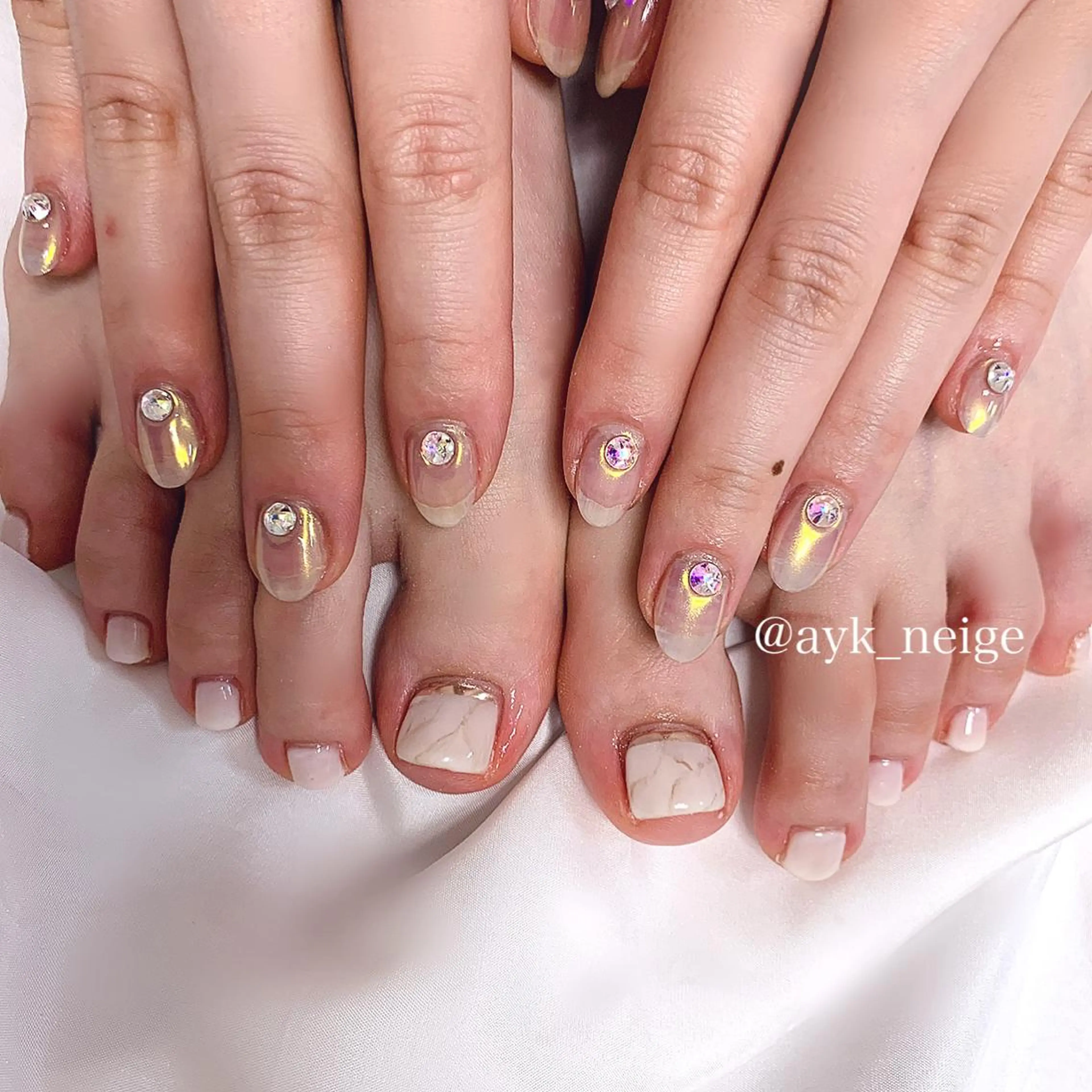 ネイル フットネイル 氷ネイル・うるうるネイル 韓国ネイル マグネットネイル 冬ネイル n'eige nail所属・大谷 綾香のネイルデザイン