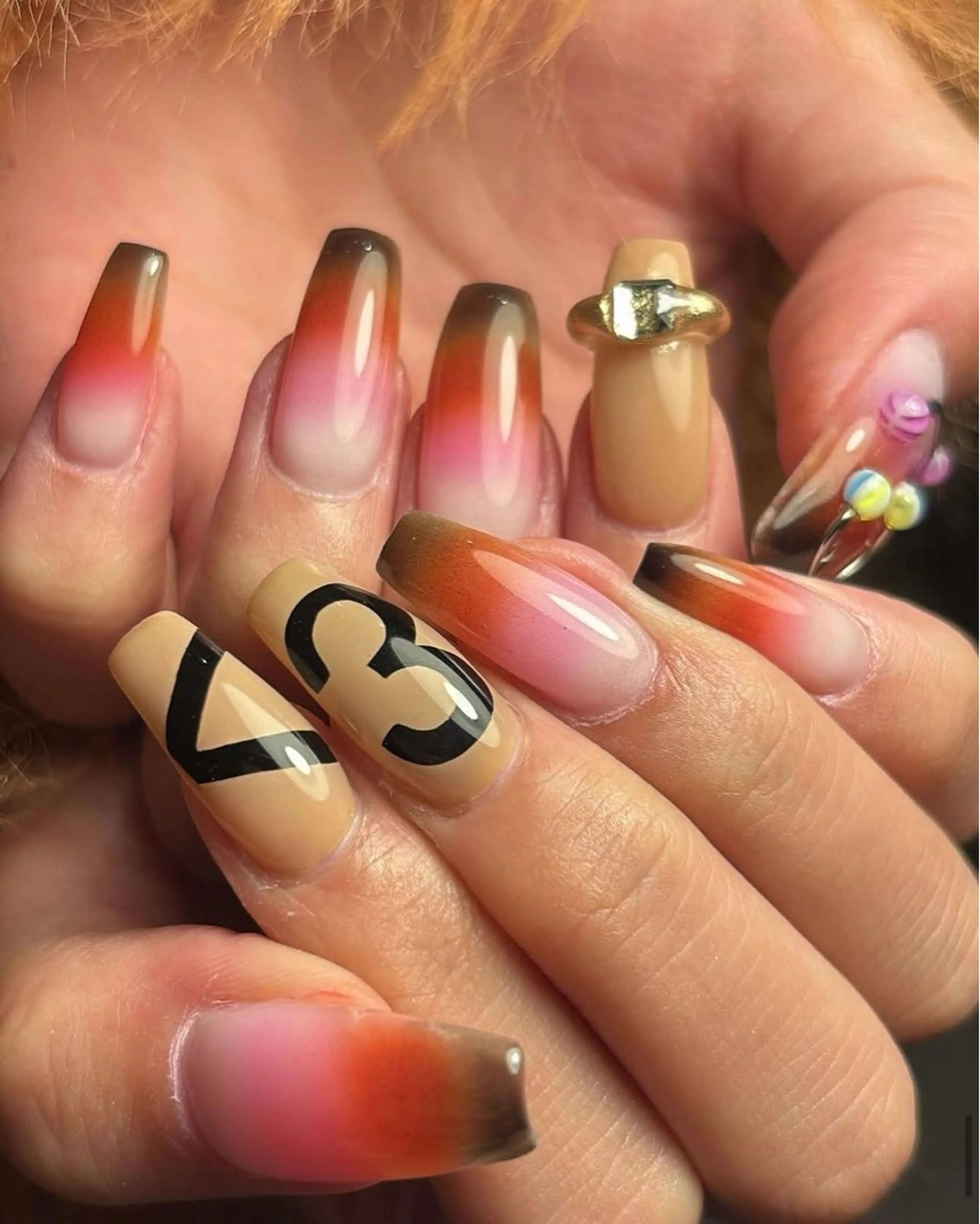 ネイル ハンドネイル 川畑 朱華のネイルデザイン