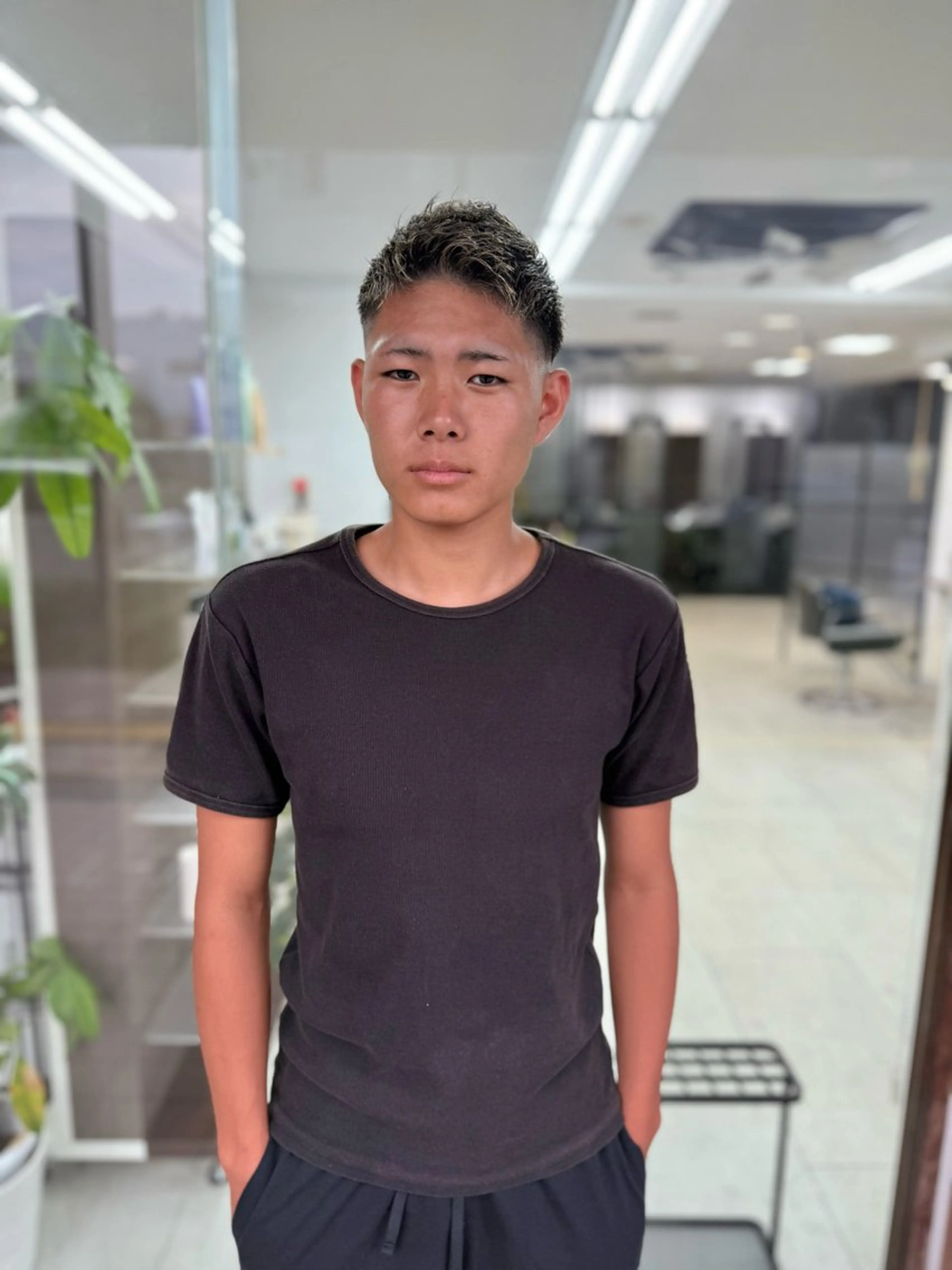 ショート カラー メンズ フェードカット メンズメッシュ スキンフェード メッシュ カット ヘアカラー メンズパーマの達人 / タカシマダイスケのヘアスタイル