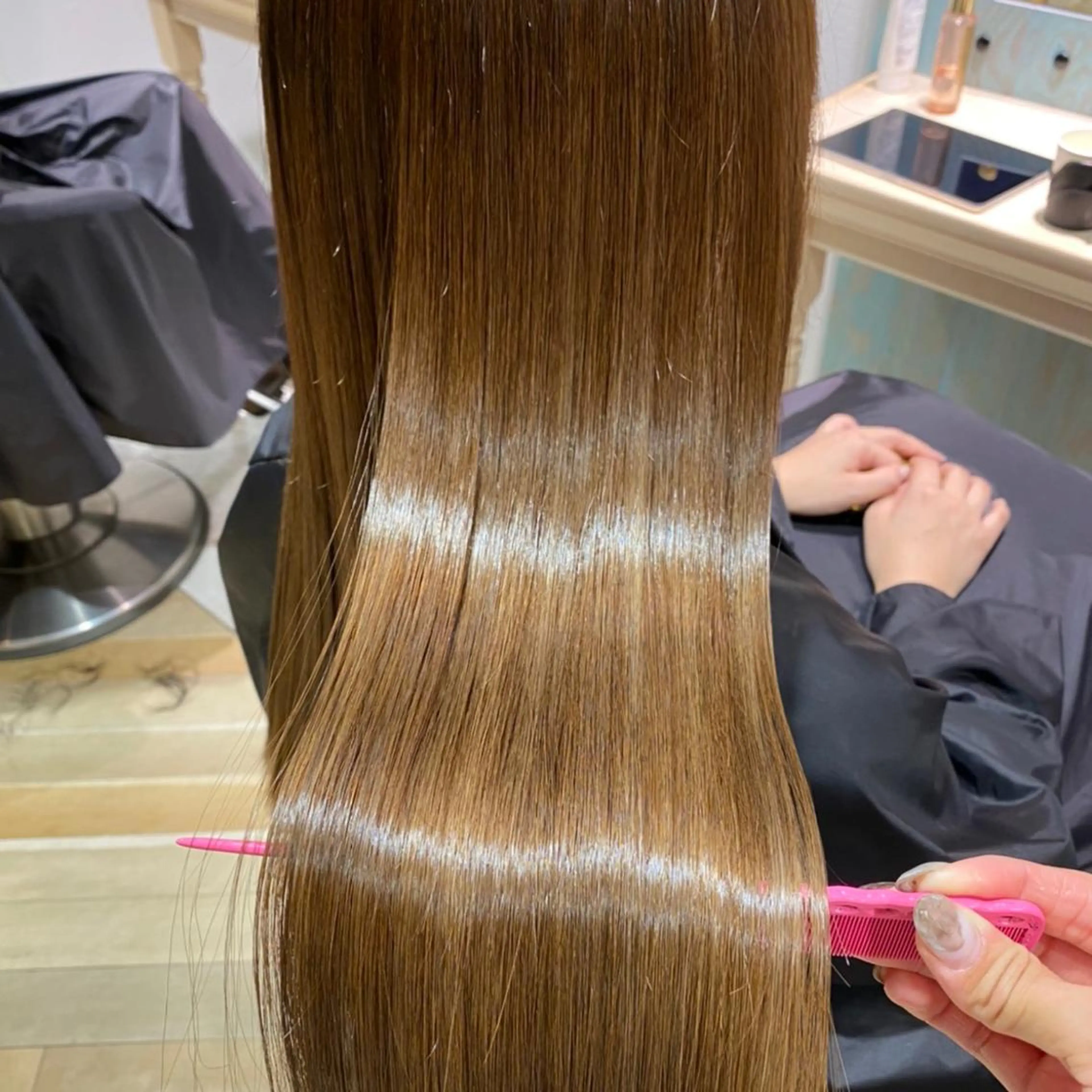 ロング 髪質改善　縮毛の達人 矢井由真のヘアスタイル