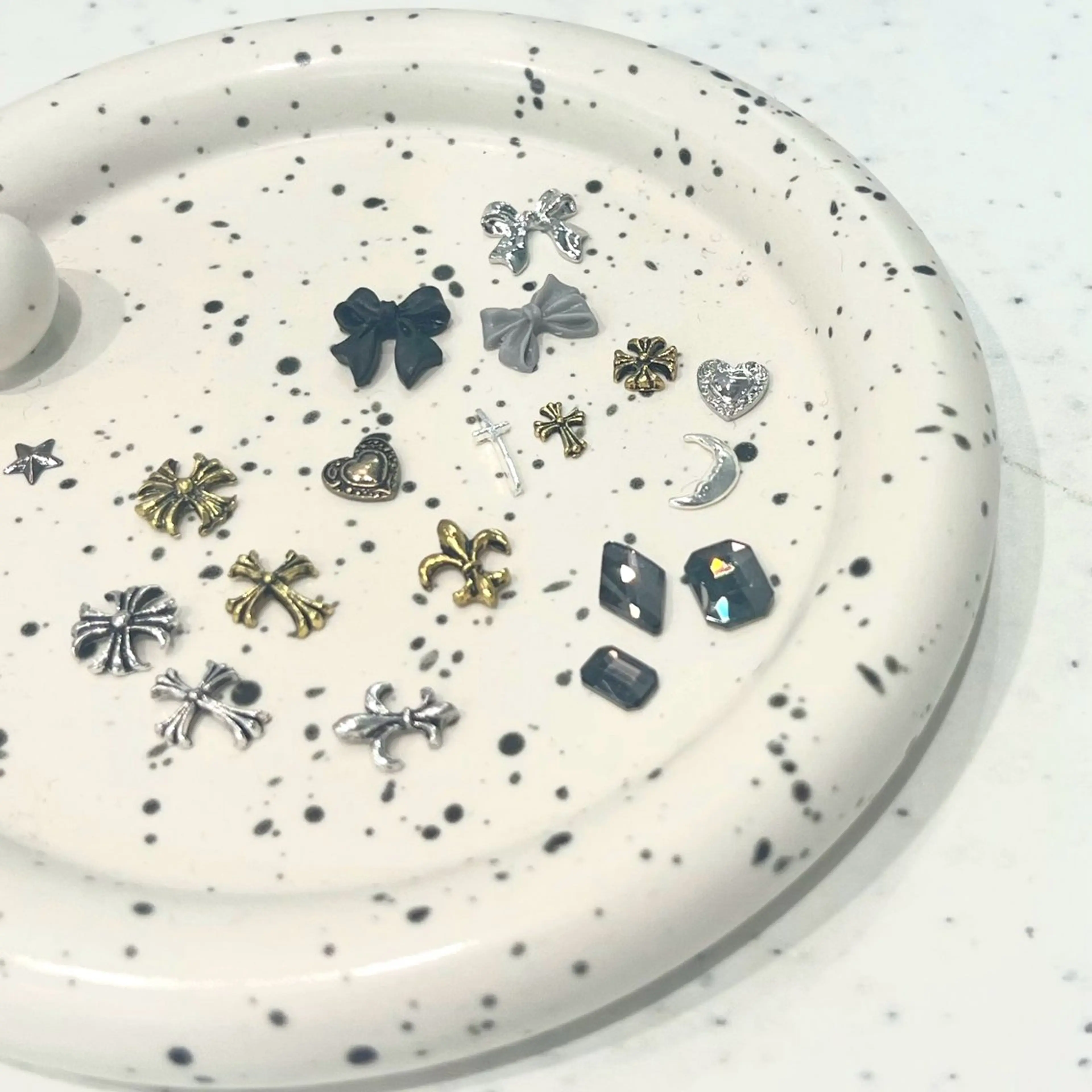 ネイル eight横浜🧸 kumabeのネイルデザイン