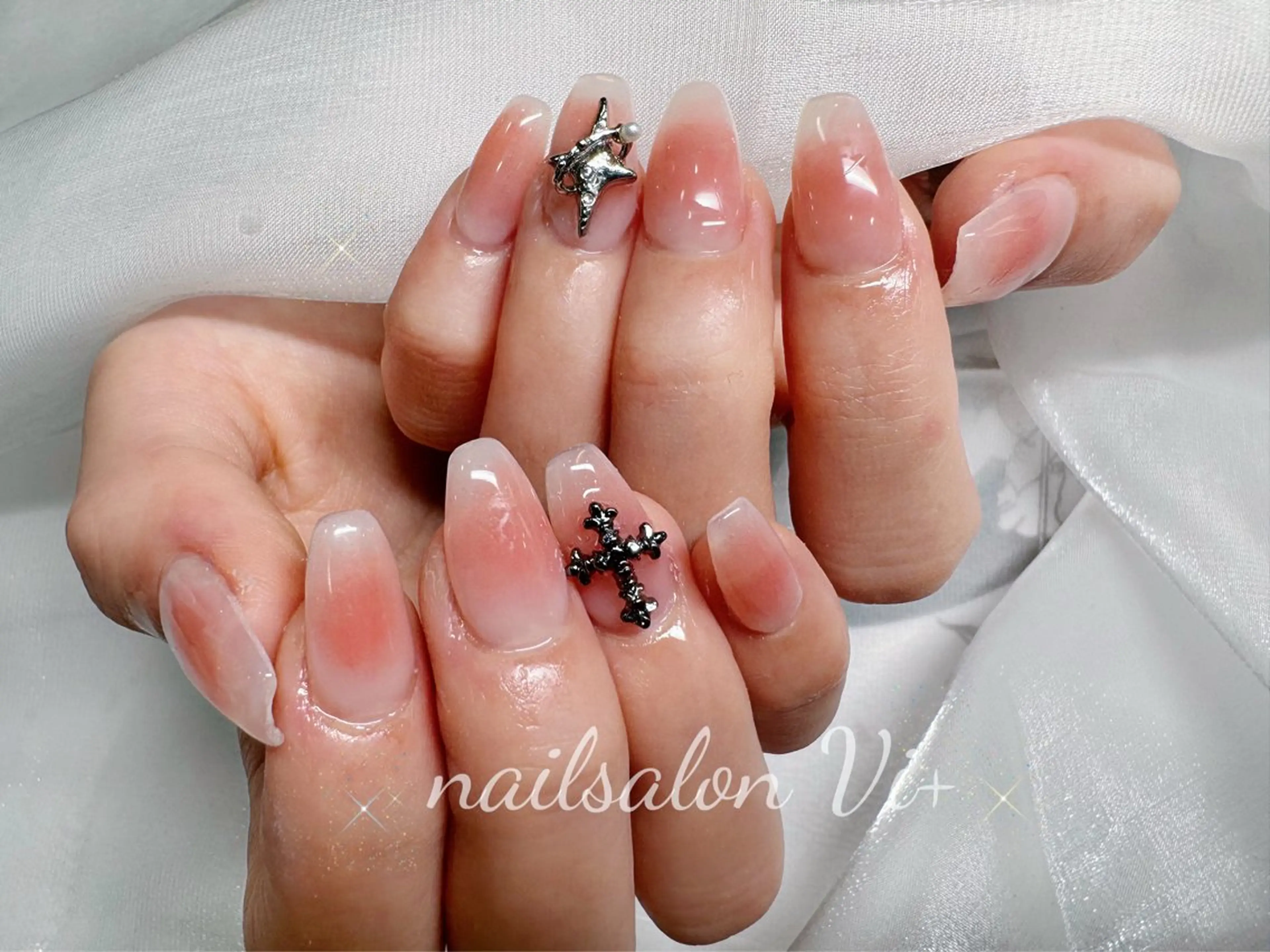 ネイル ハンドネイル ✨Nailsalon Vi+✨のネイルデザイン