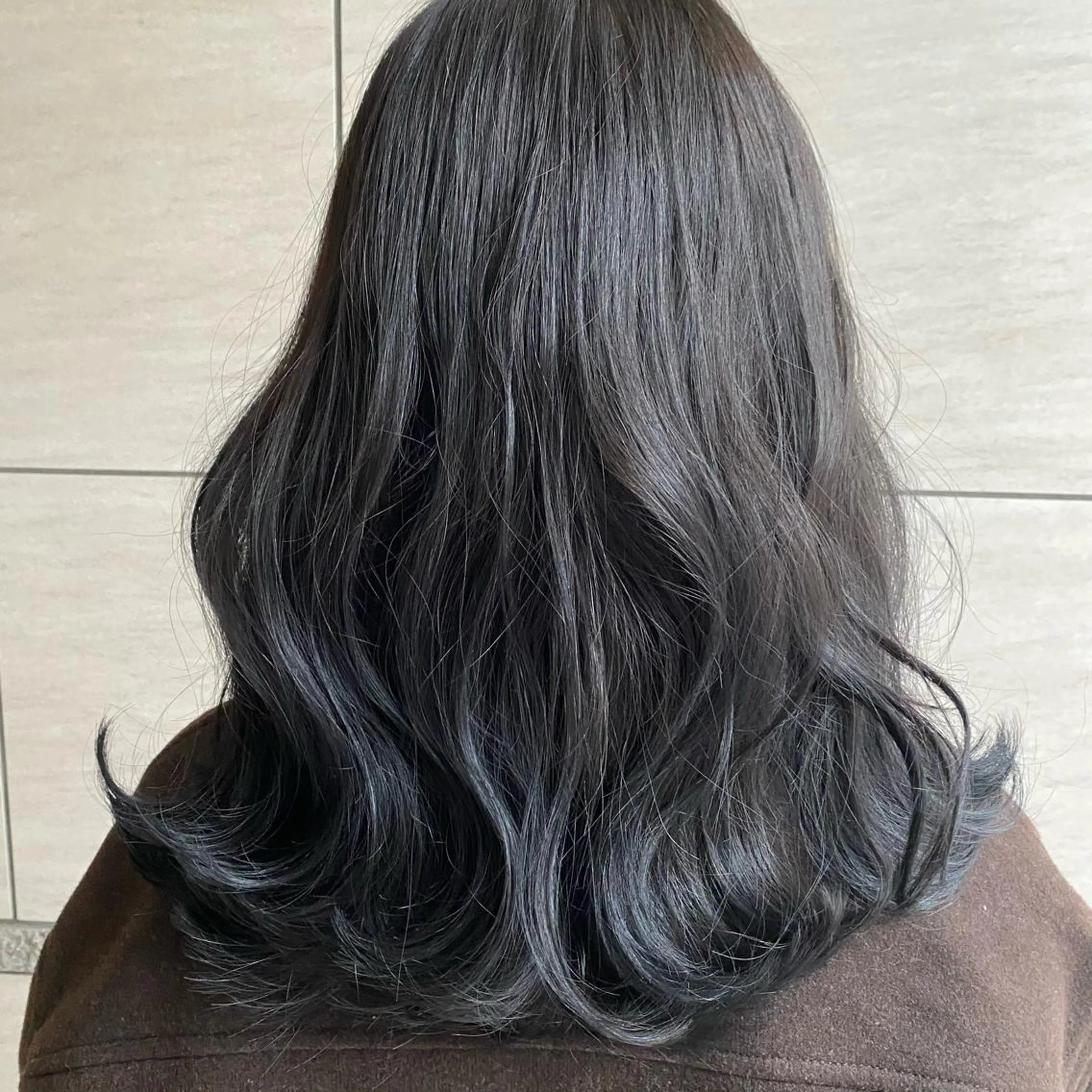 ミディアム カラー ダークグレー ダークグレージュ グレージュ 韓国風ヘア オルチャンヘア 💚 nao💚のヘアスタイル