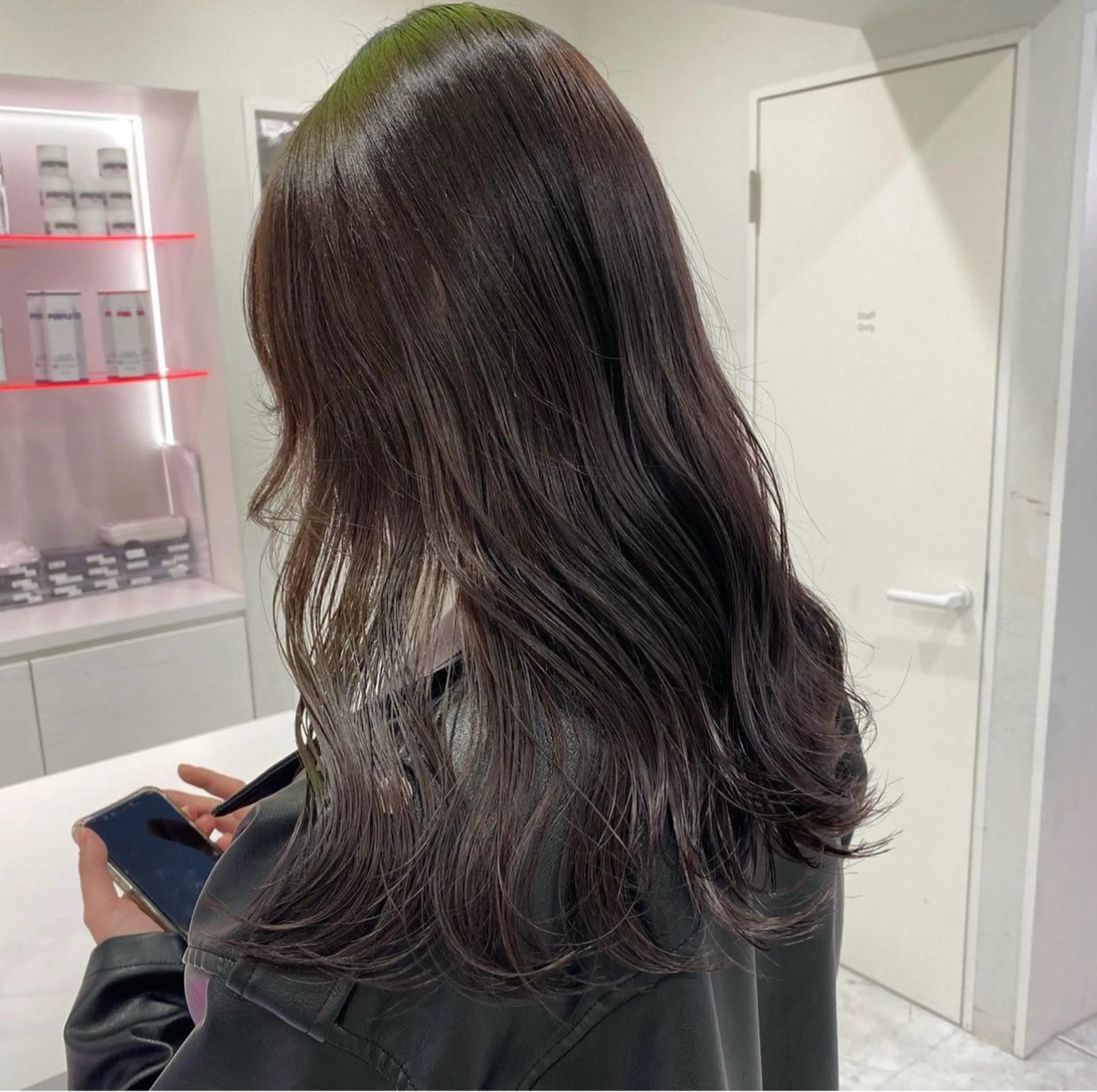 セミロング カラー ヘアアレンジ 透明感ラベンダー💗 SHOのヘアスタイル