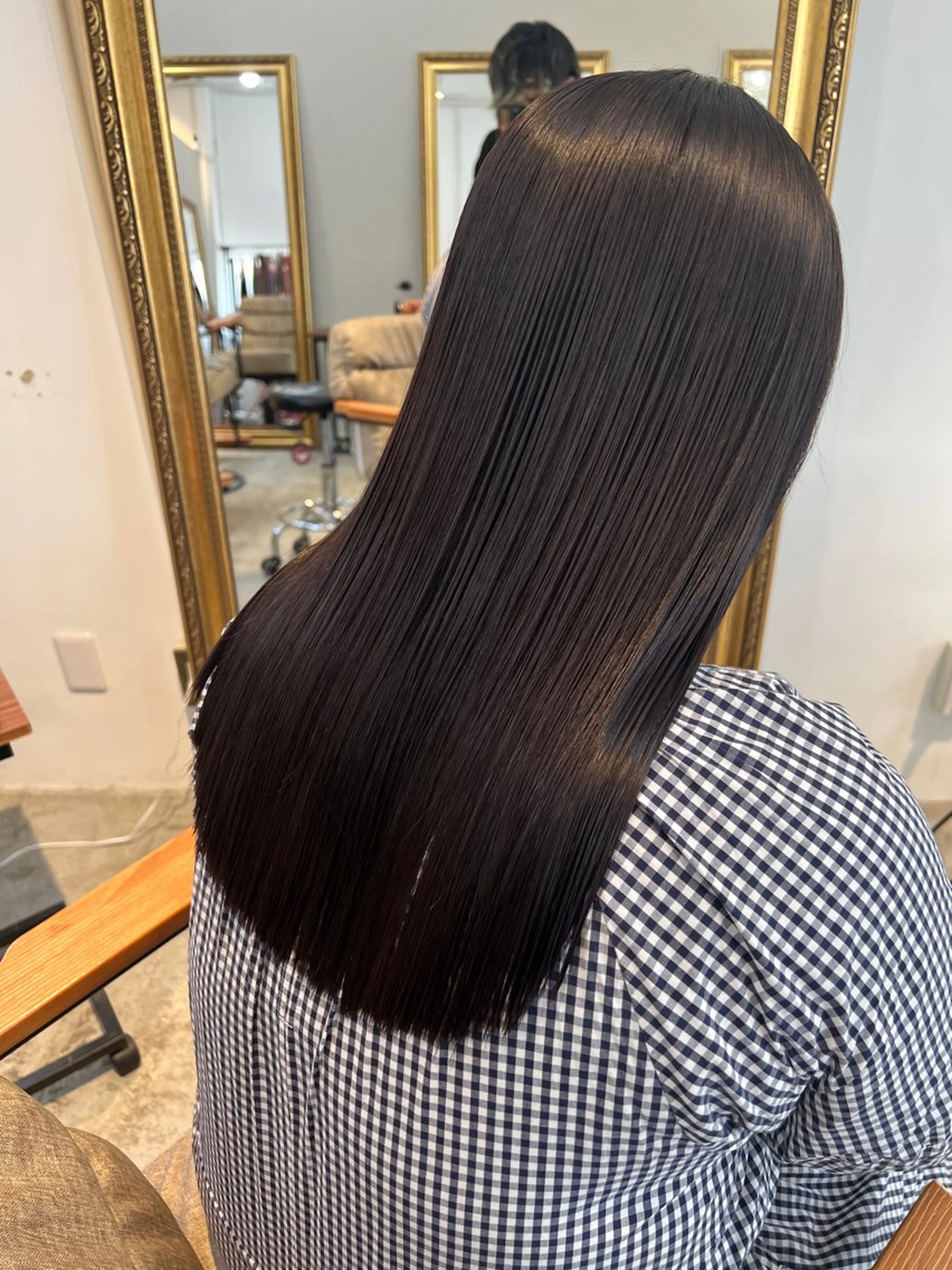 セミロング トリートメント 目を惹く艶髪/髪質 改善カラー🤎ぐっちのヘアスタイル