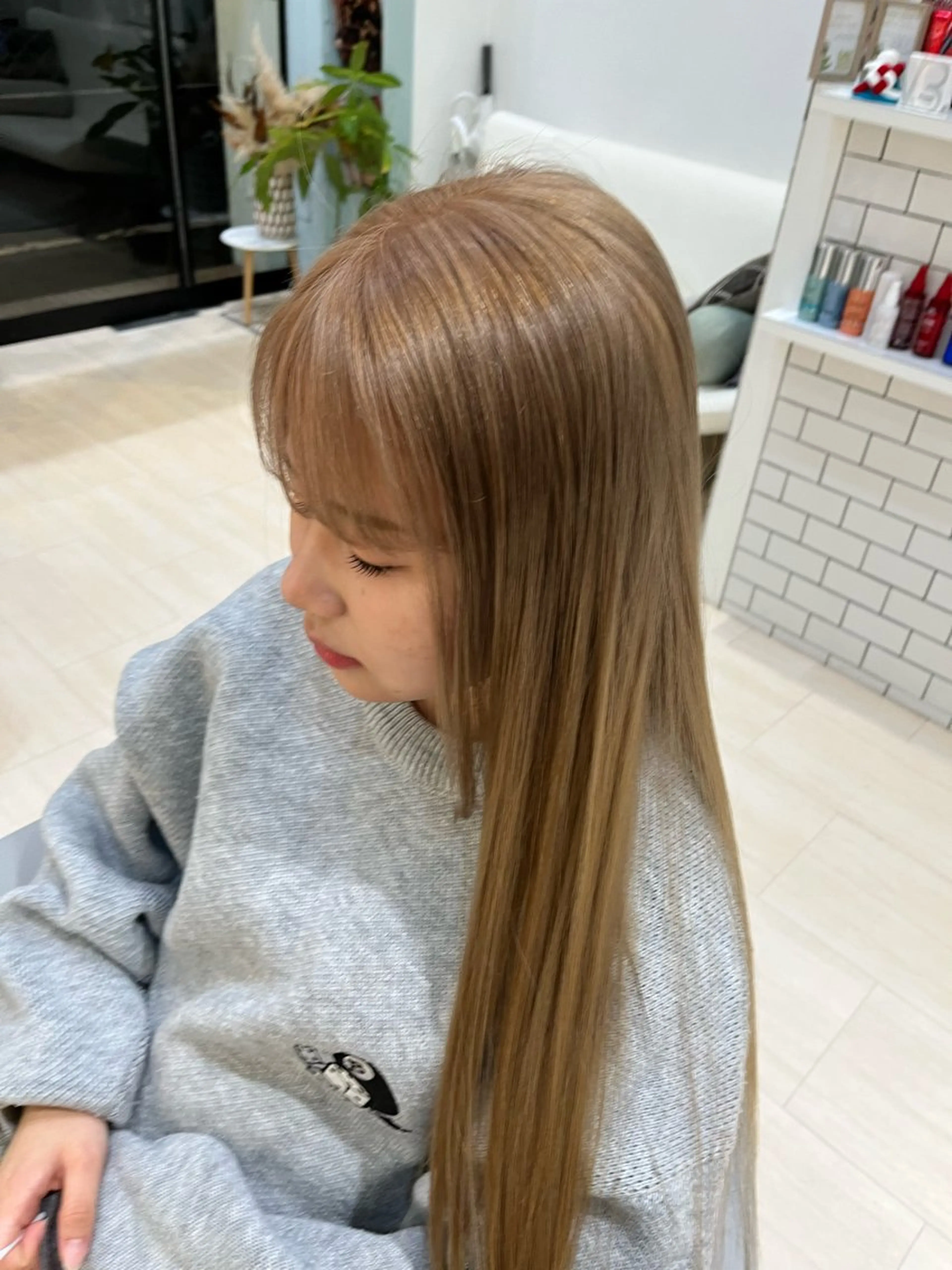 ロング カラー ベージュカラー ブリーチ R u i /透明感カラーのヘアスタイル