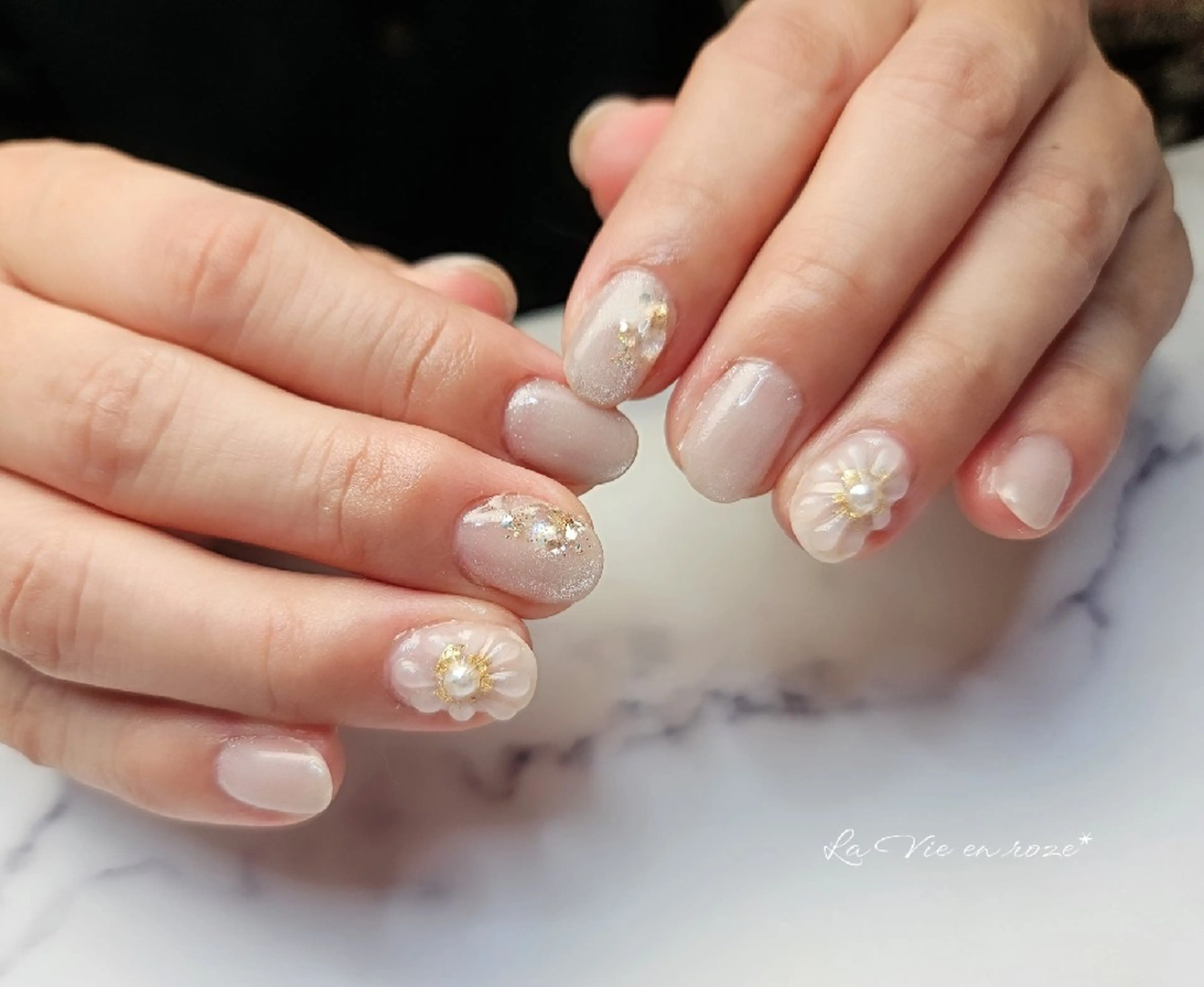 ネイル ラヴィアン ローズのネイルデザイン