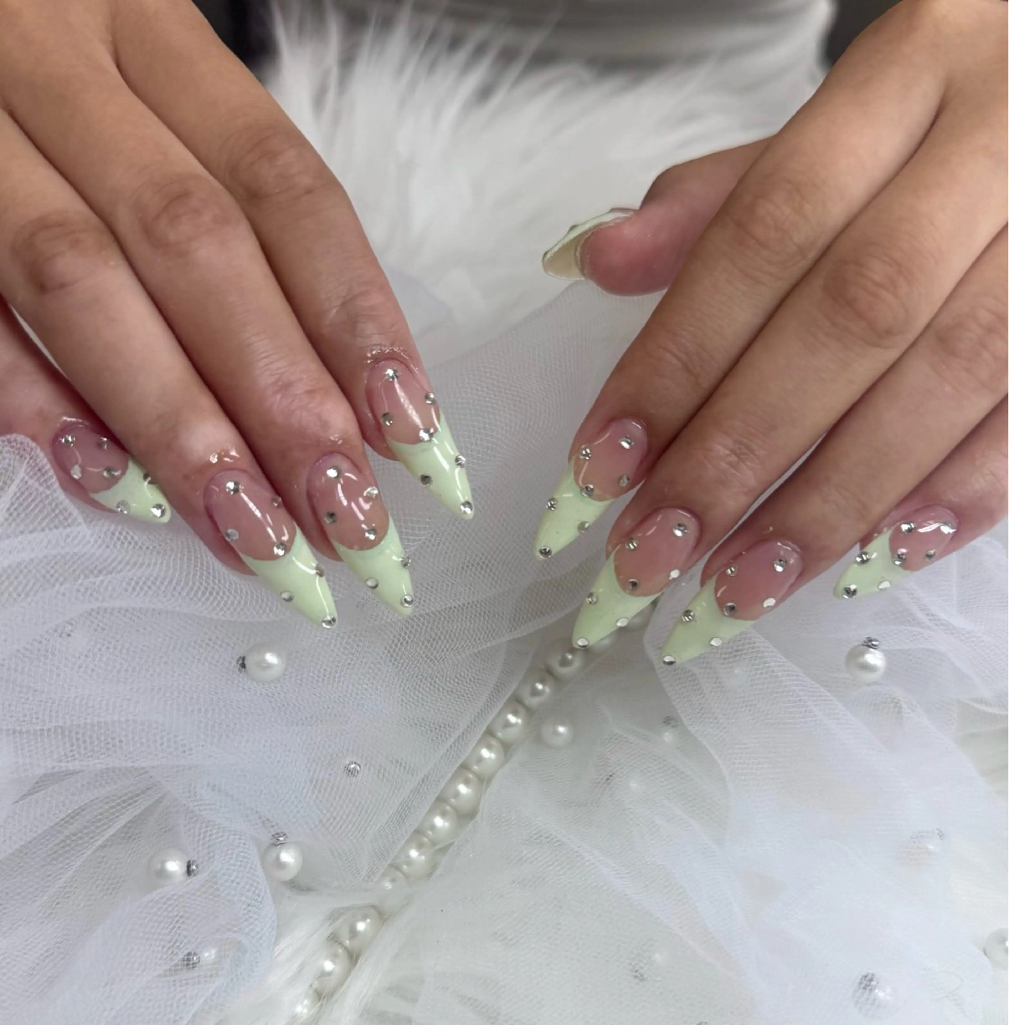 ネイル ハンドネイル EmaNail 枚方店所属・emanail枚方店 yumaのネイルデザイン