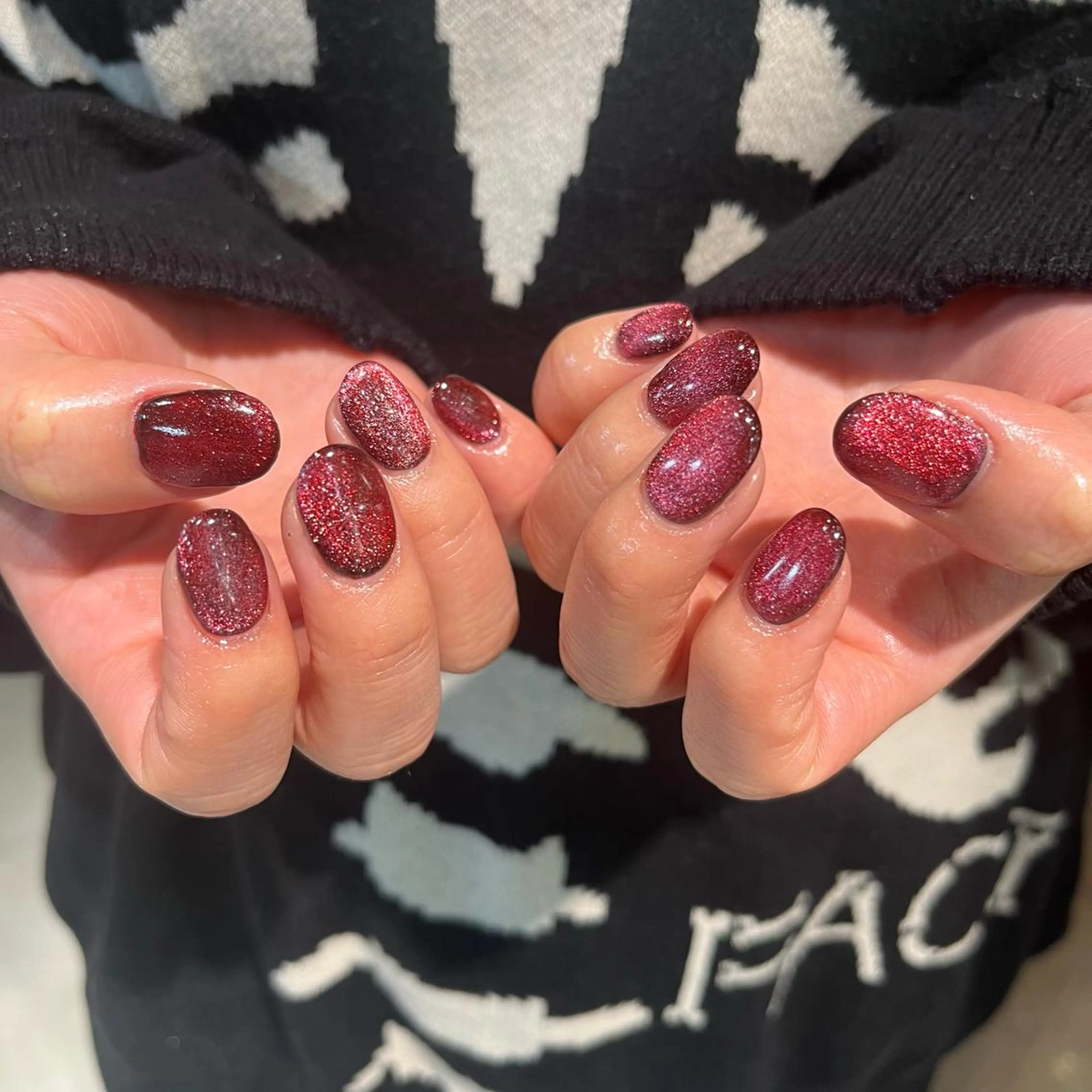 ネイル マグネットネイル THE BALM Noahのネイルデザイン