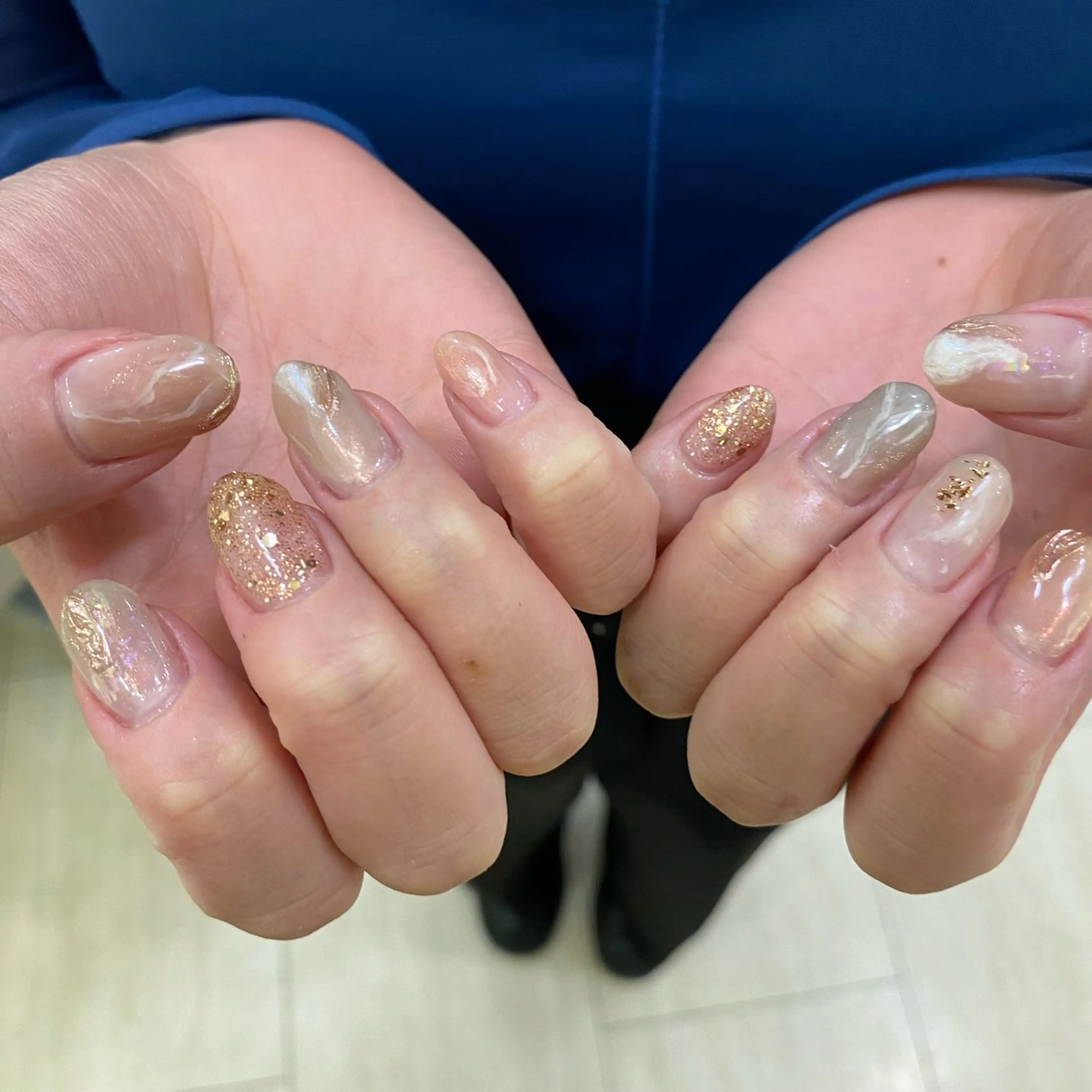 ネイル フットネイル フレンチネイル ジェルネイル グラデーション マグネットネイル ハンドネイル ヘアー.ネイル二刀流 misa🫧のヘアスタイル