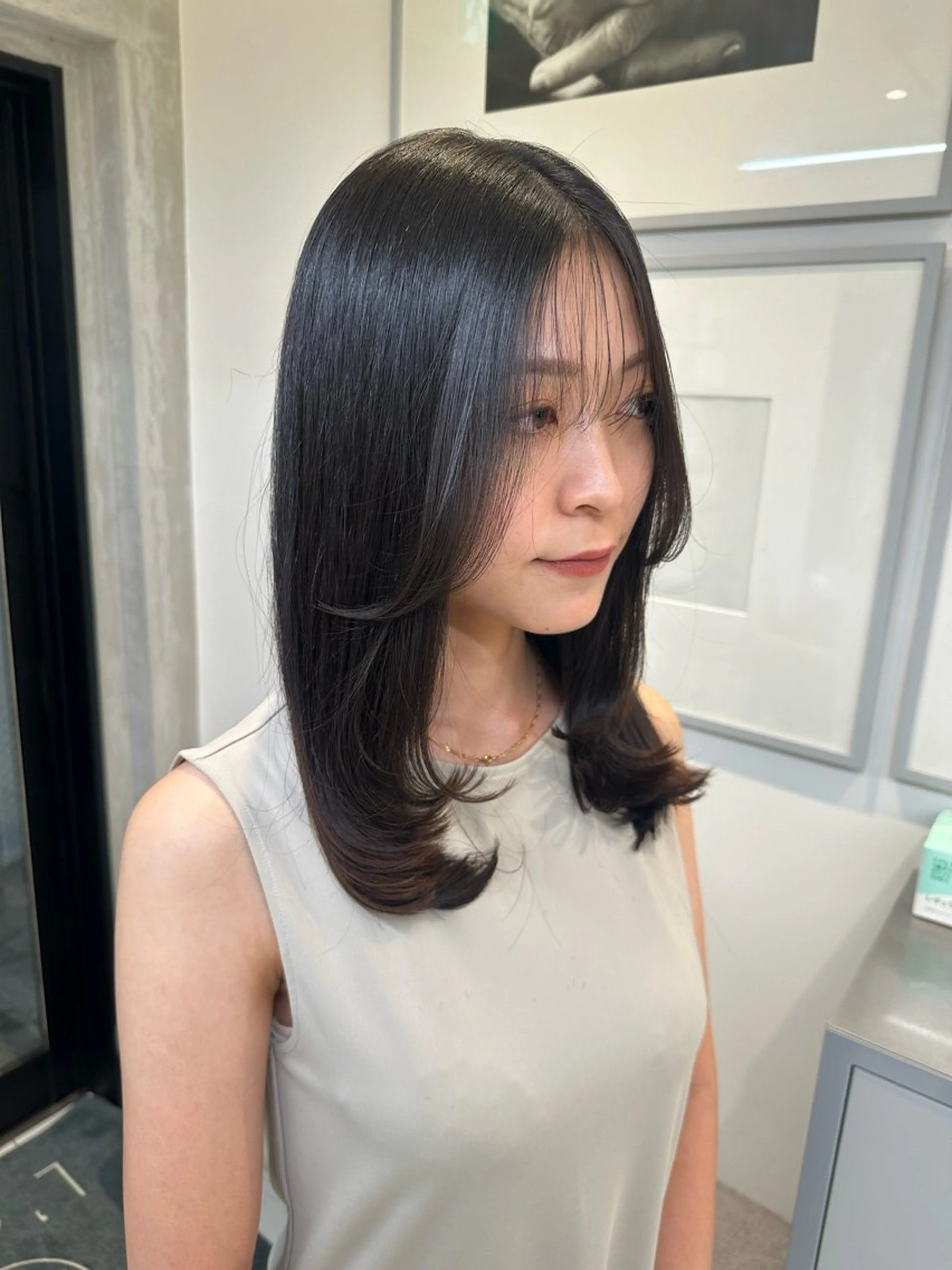セミロング レイヤー小顔ショート 吉田ジョウのヘアスタイル
