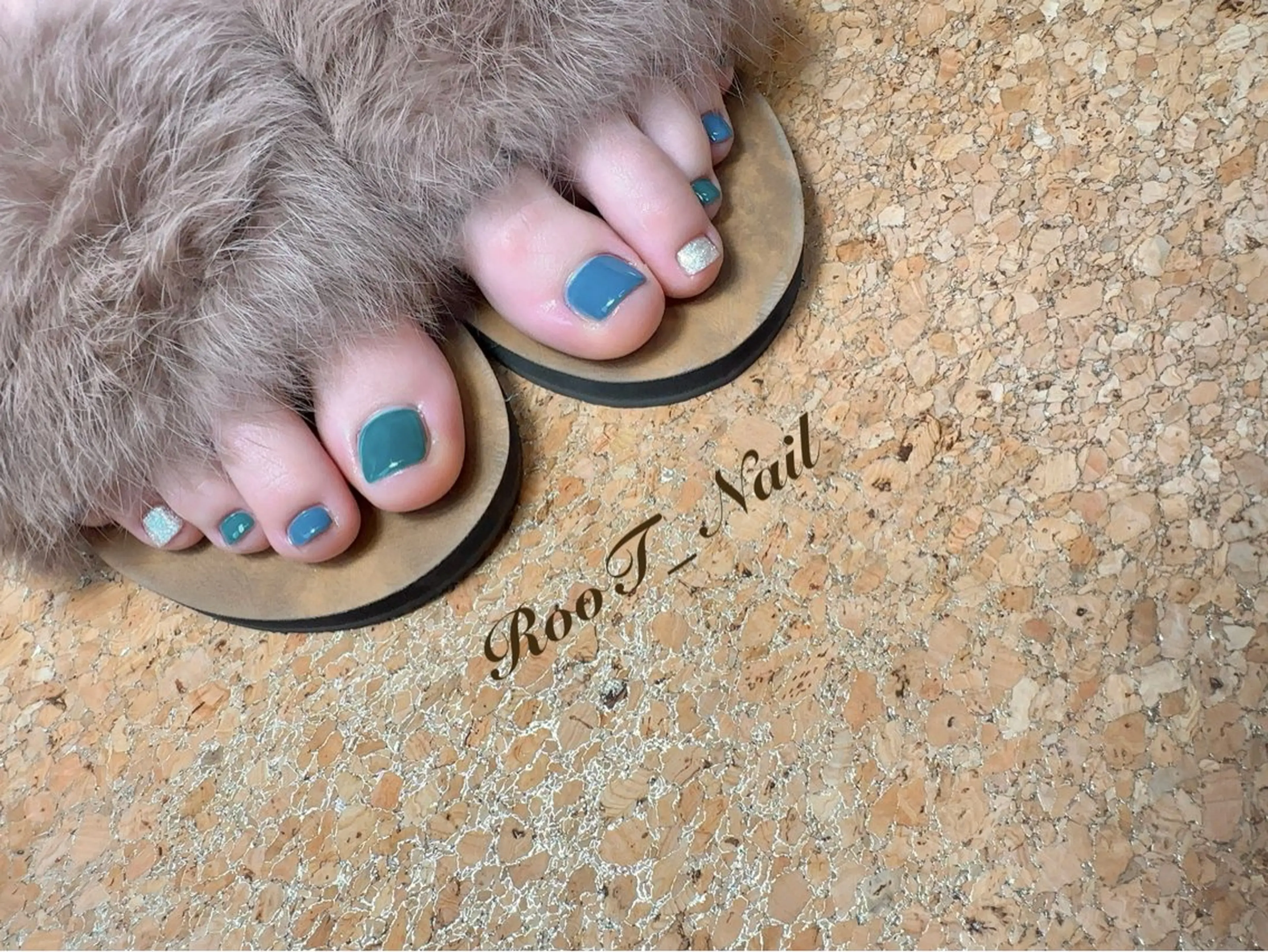 ネイル フットネイル RooT Nailのネイルデザイン