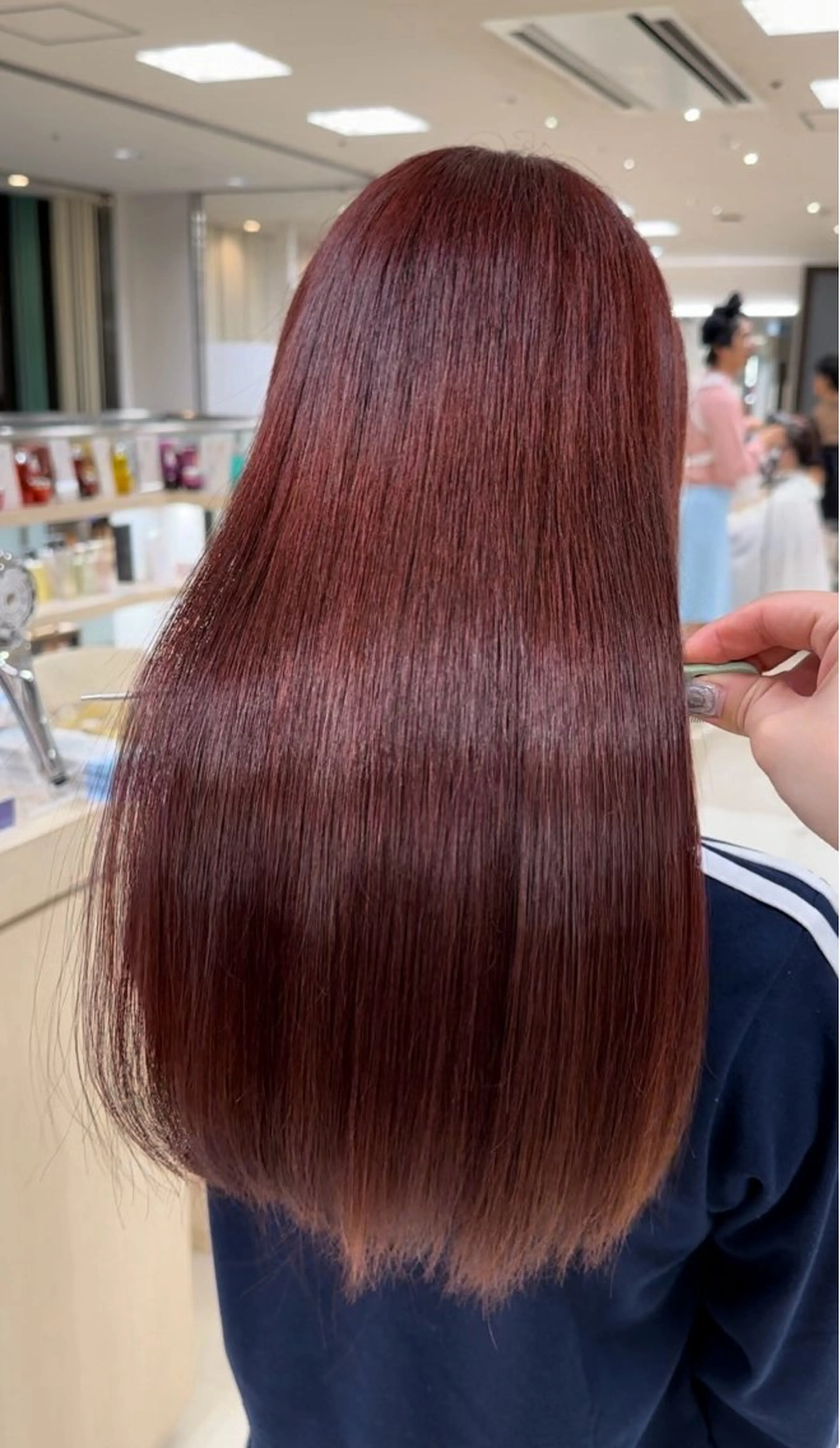 ロング カラー ベージュカラー ブリーチ ケアブリーチ 透明感カラー ダブルカラー お悩み改善 艶髪🍄みくのヘアスタイル