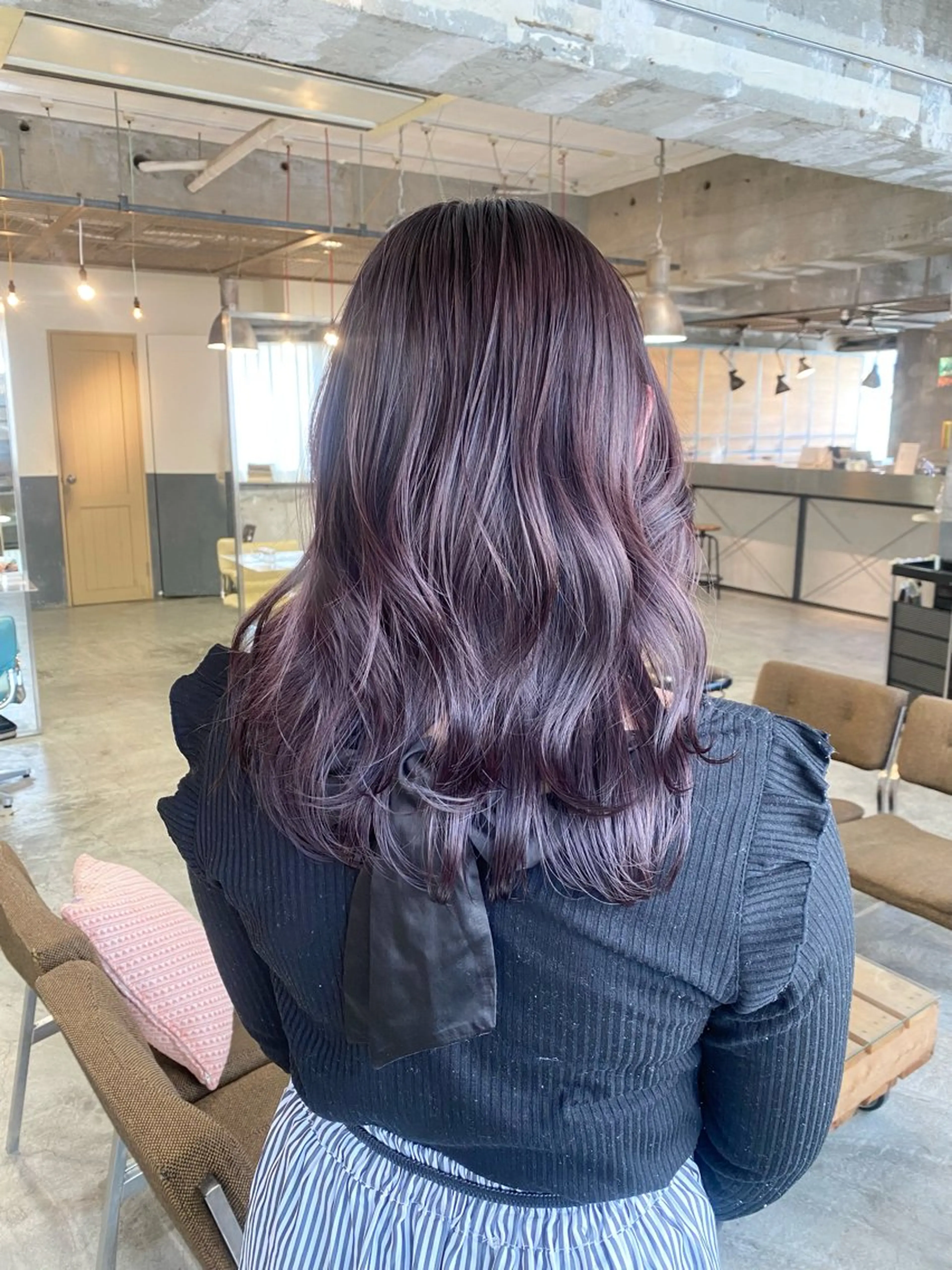 ミディアム カラー ブリーチ ラベンダーカラー keen 立川のヘアスタイル