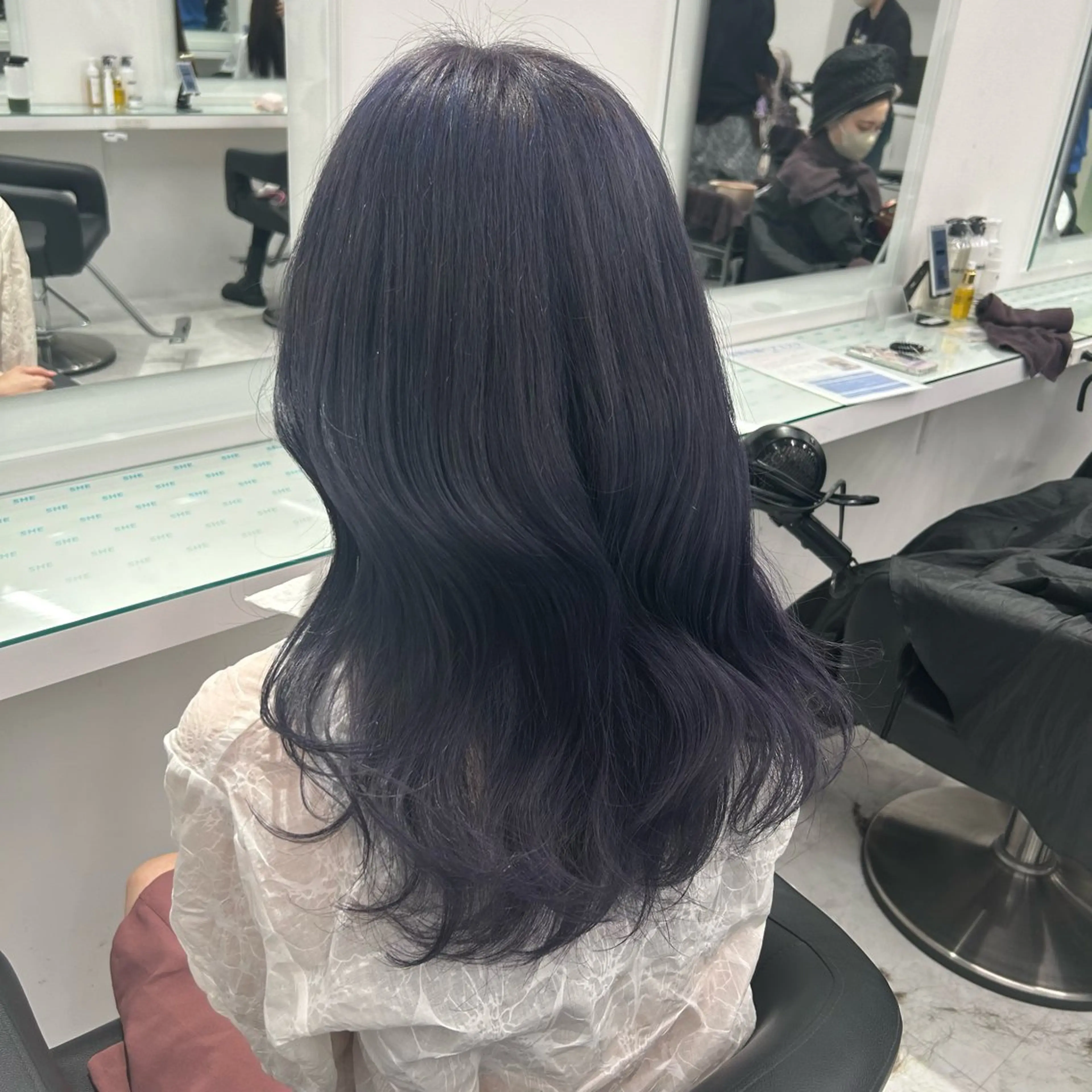 セミロング 🤍大人っぽ韓国暗髪 🤍Asuka🤍のヘアスタイル