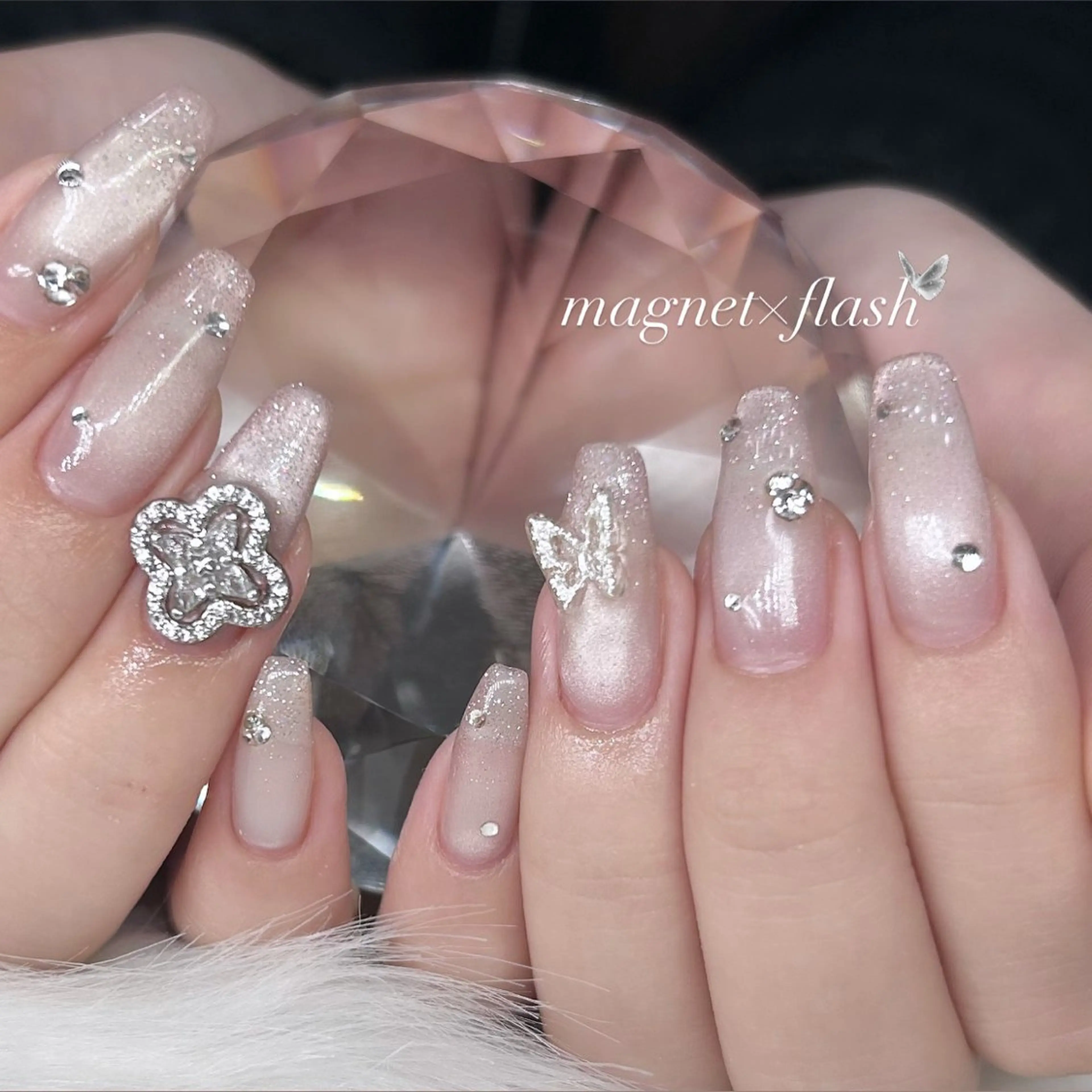 ネイル Two YUZUKIのネイルデザイン