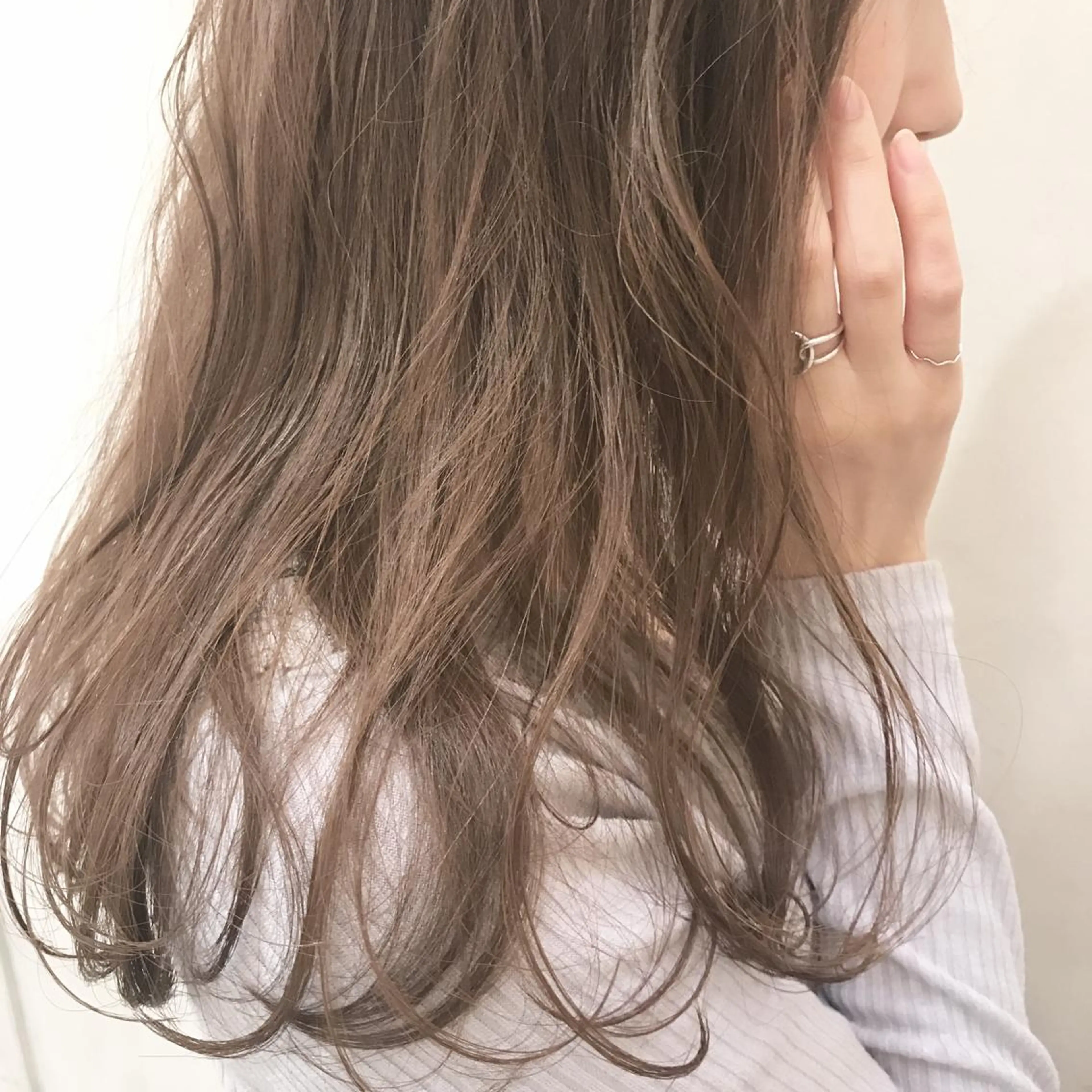 セミロング SEA　浦安所属・浦安美容師🌈 Mayaのヘアスタイル