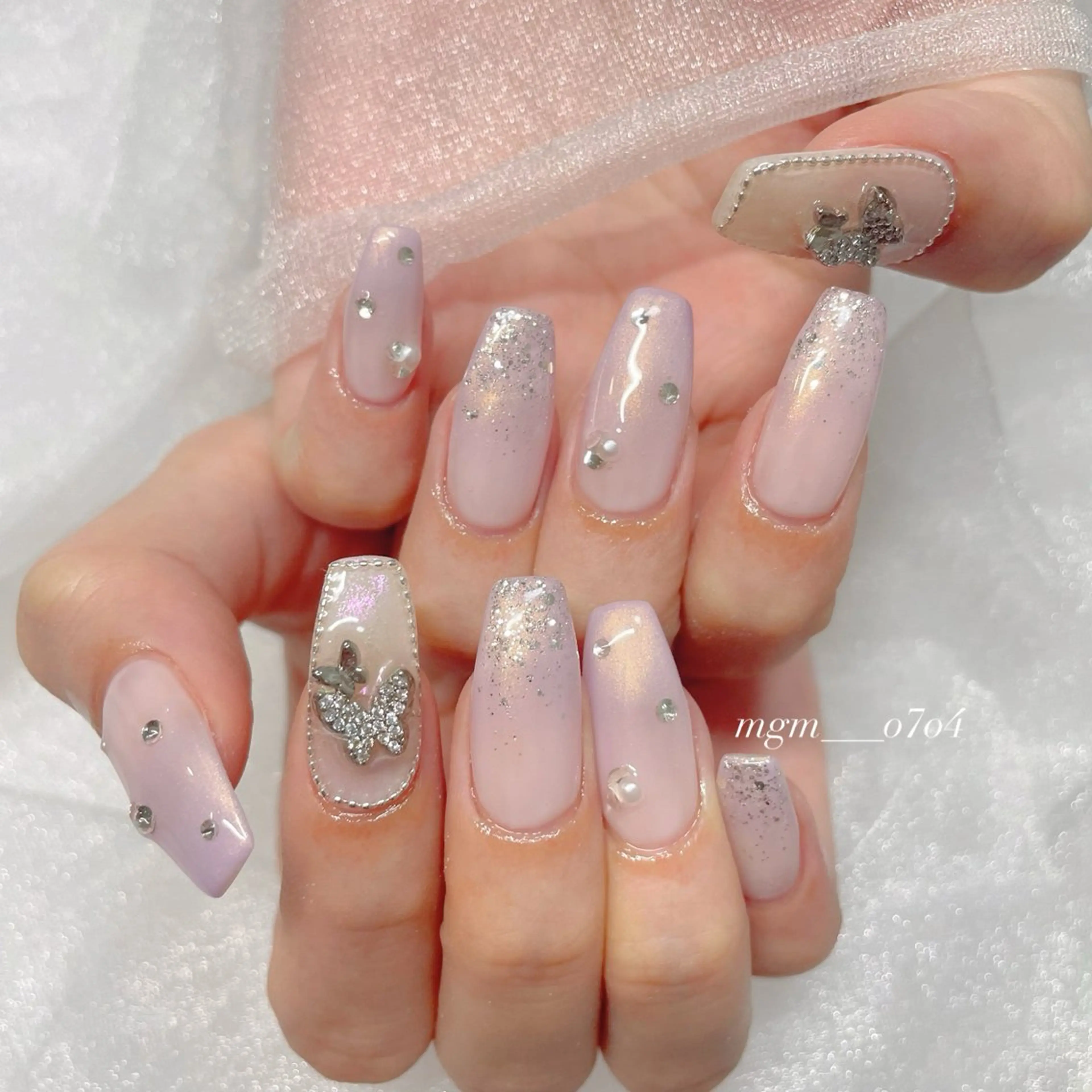 ネイル ハンドネイル ハンドケア MoON...❤︎ MeGuのネイルデザイン