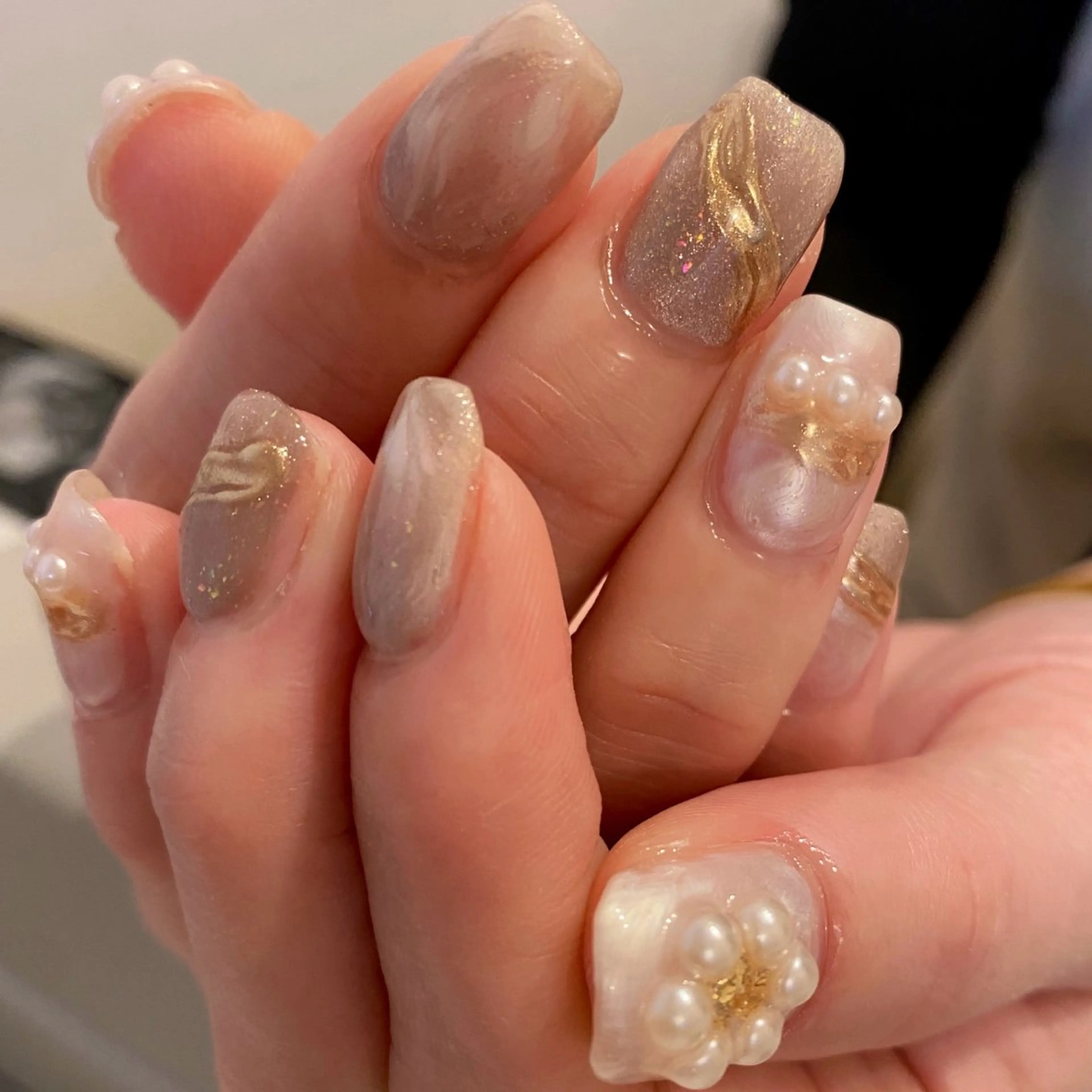 ネイル ニュアンスネイル amuse 手書きニュアンスのネイルデザイン