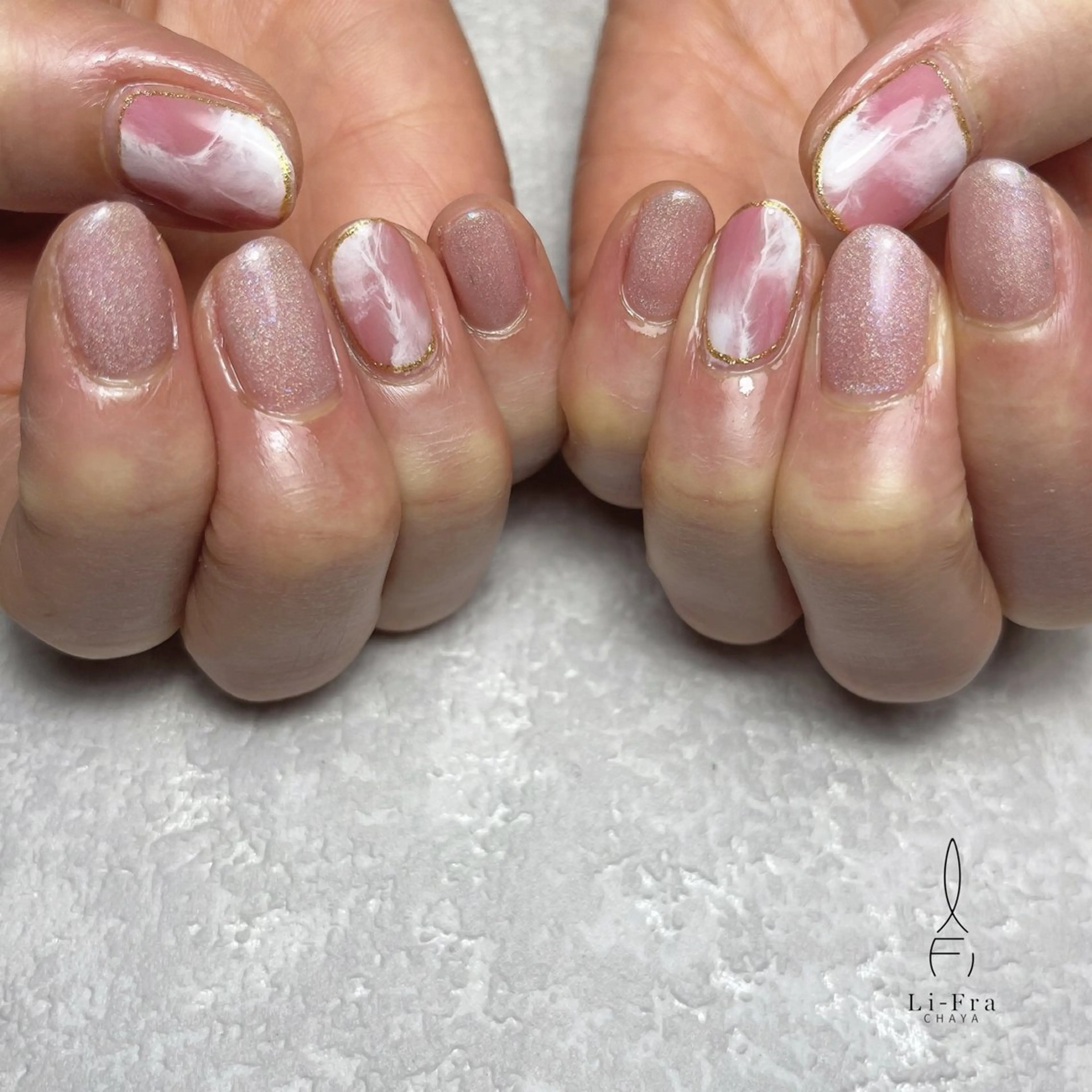 ネイル マグネットネイル ニュアンスネイル ハンドネイル Li-Fra 神野さやのネイルデザイン
