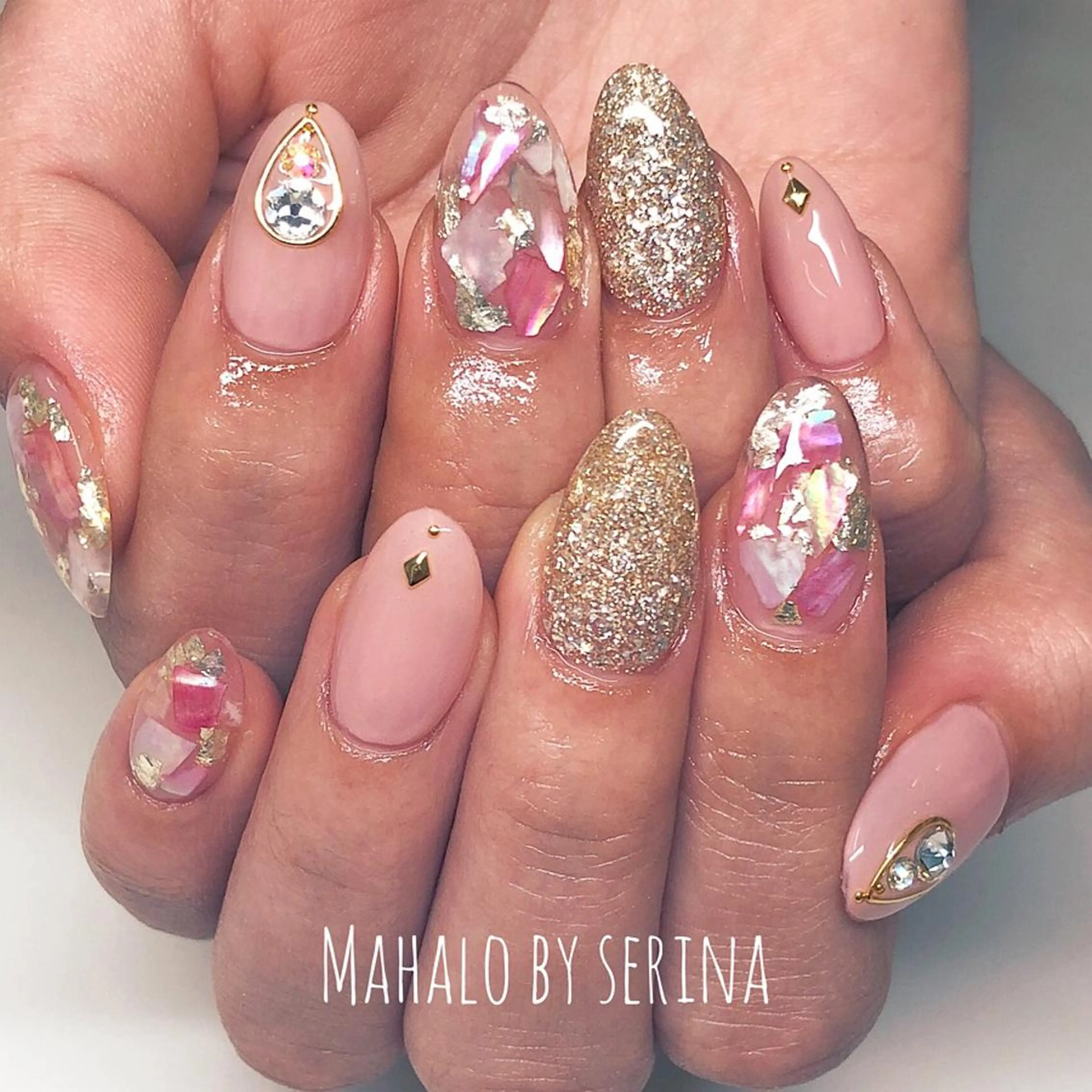 ミディアム カラー ネイル SUNNY BAE. SERINAのネイルデザイン