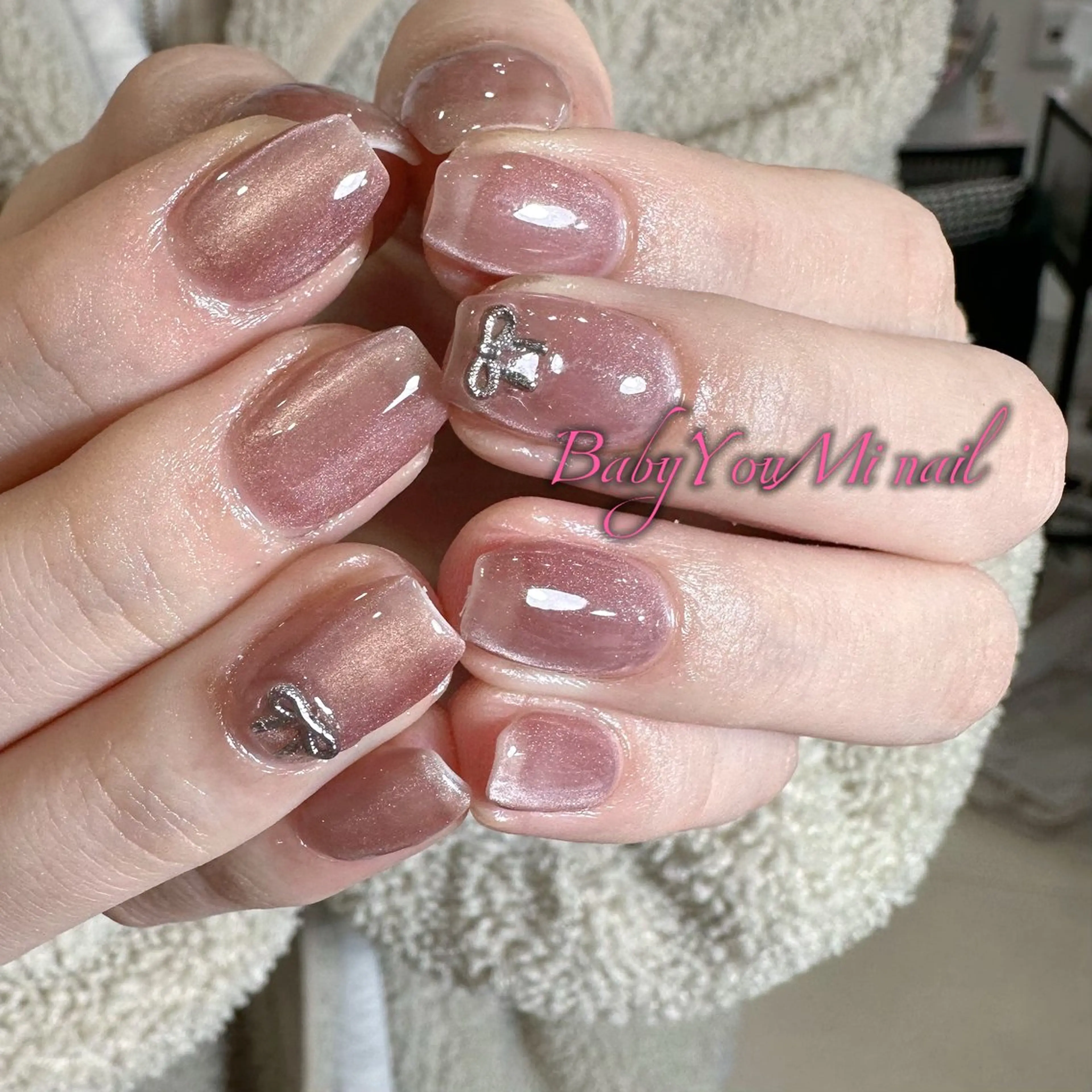 ネイル オーロラネイル 成人式 フットネイル フレンチネイル ジェルネイル ハンドネイル Oomiya 服部のネイルデザイン