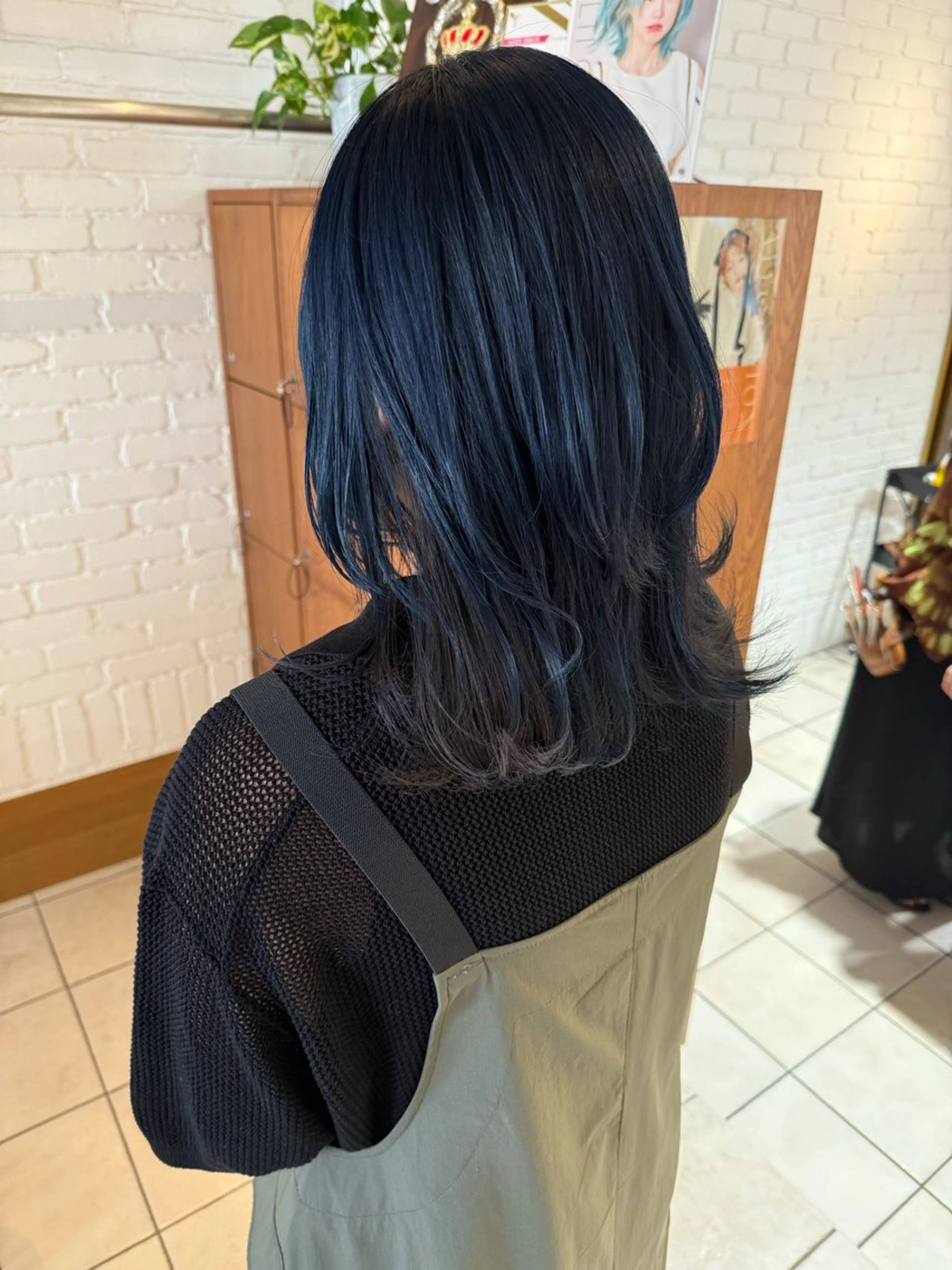 ロング 🌟デザインカラー 🌟コノミ🌟のヘアスタイル