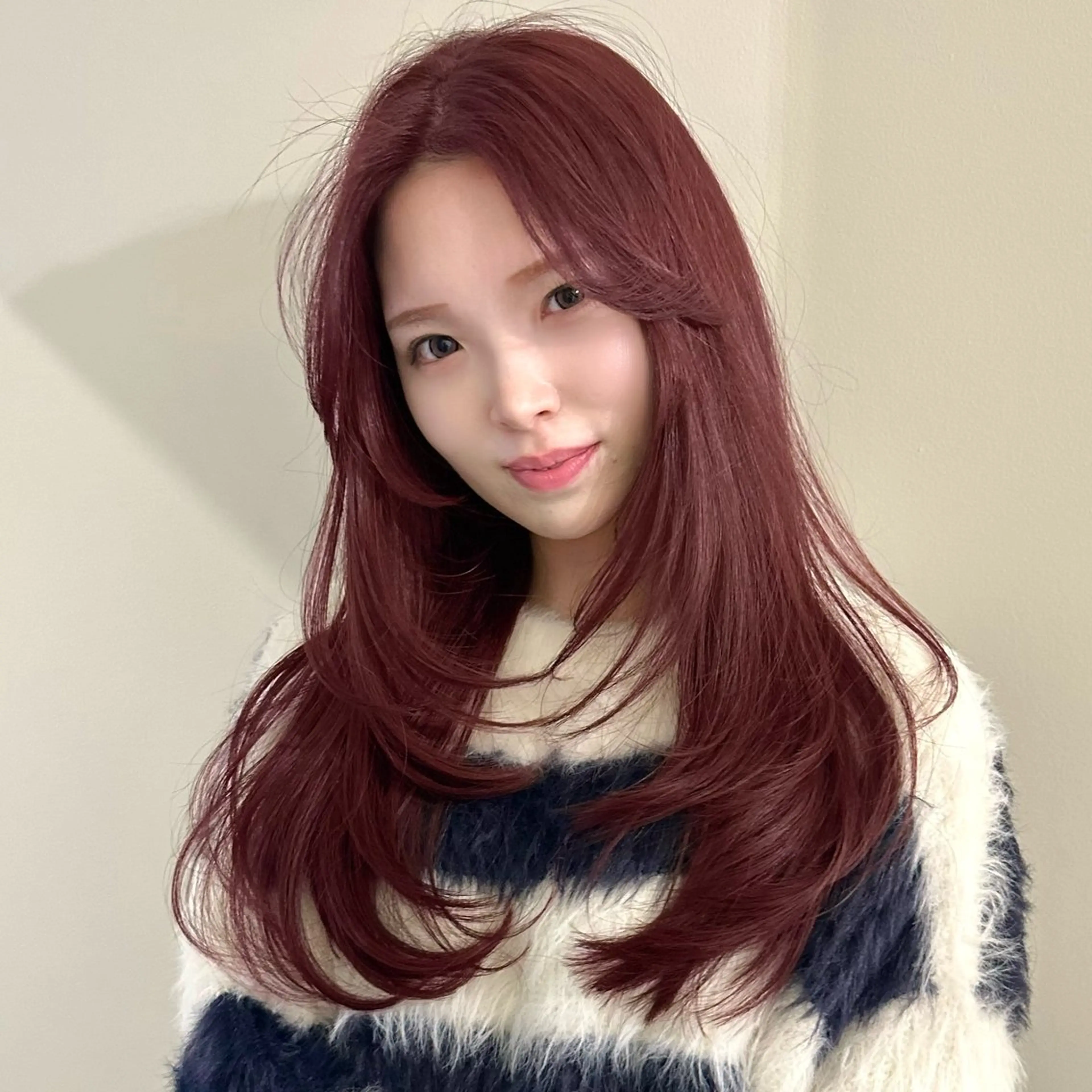 セミロング カット ヘアカラー トリートメント 🌹ハッシュカット、 レイヤー韓国ヘア🌹のヘアスタイル