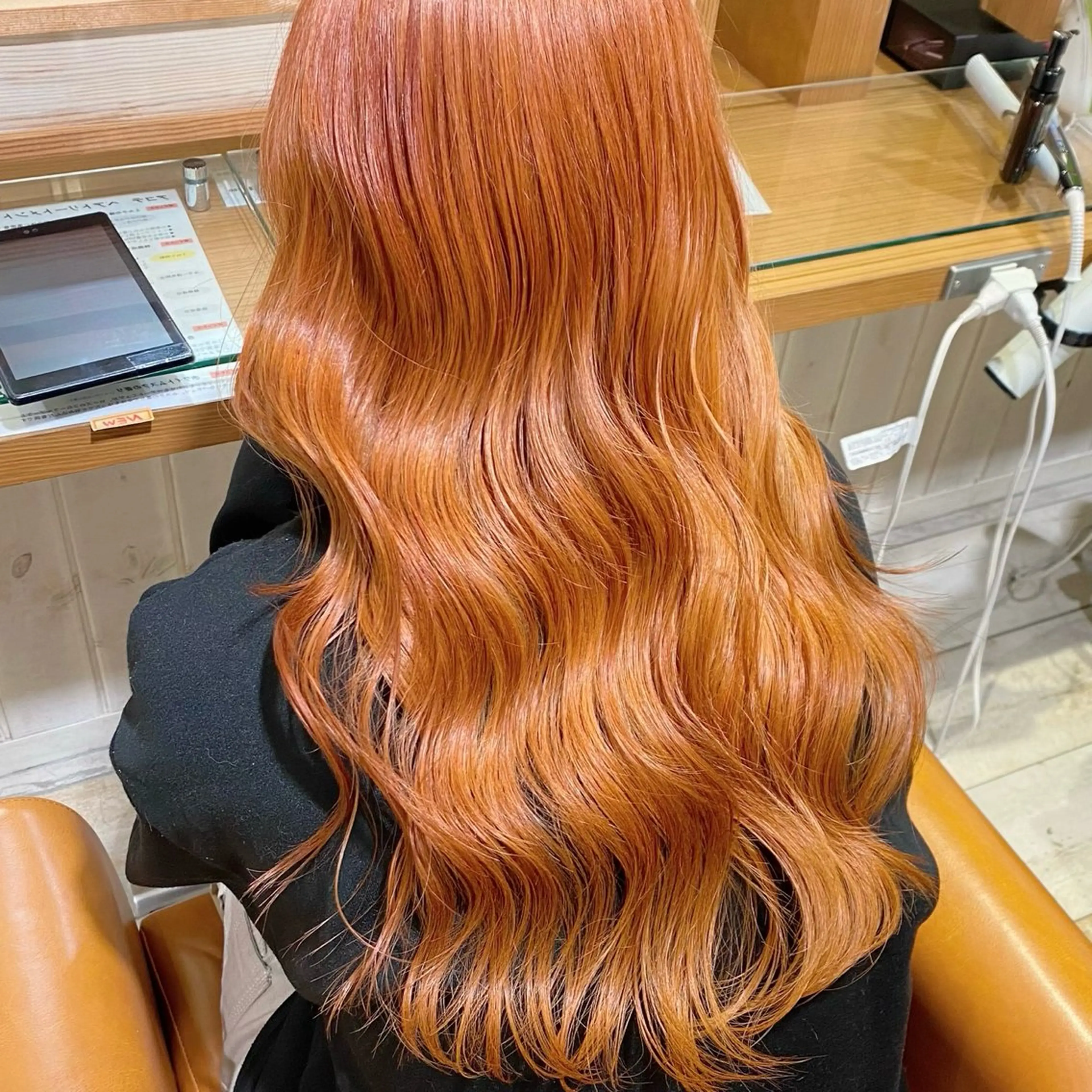 ロング カラー ベージュカラー ブリーチ オレンジ オレンジベージュ ヘアカラー 🌸小島友梨香🌸 ブリーチカラーのヘアスタイル