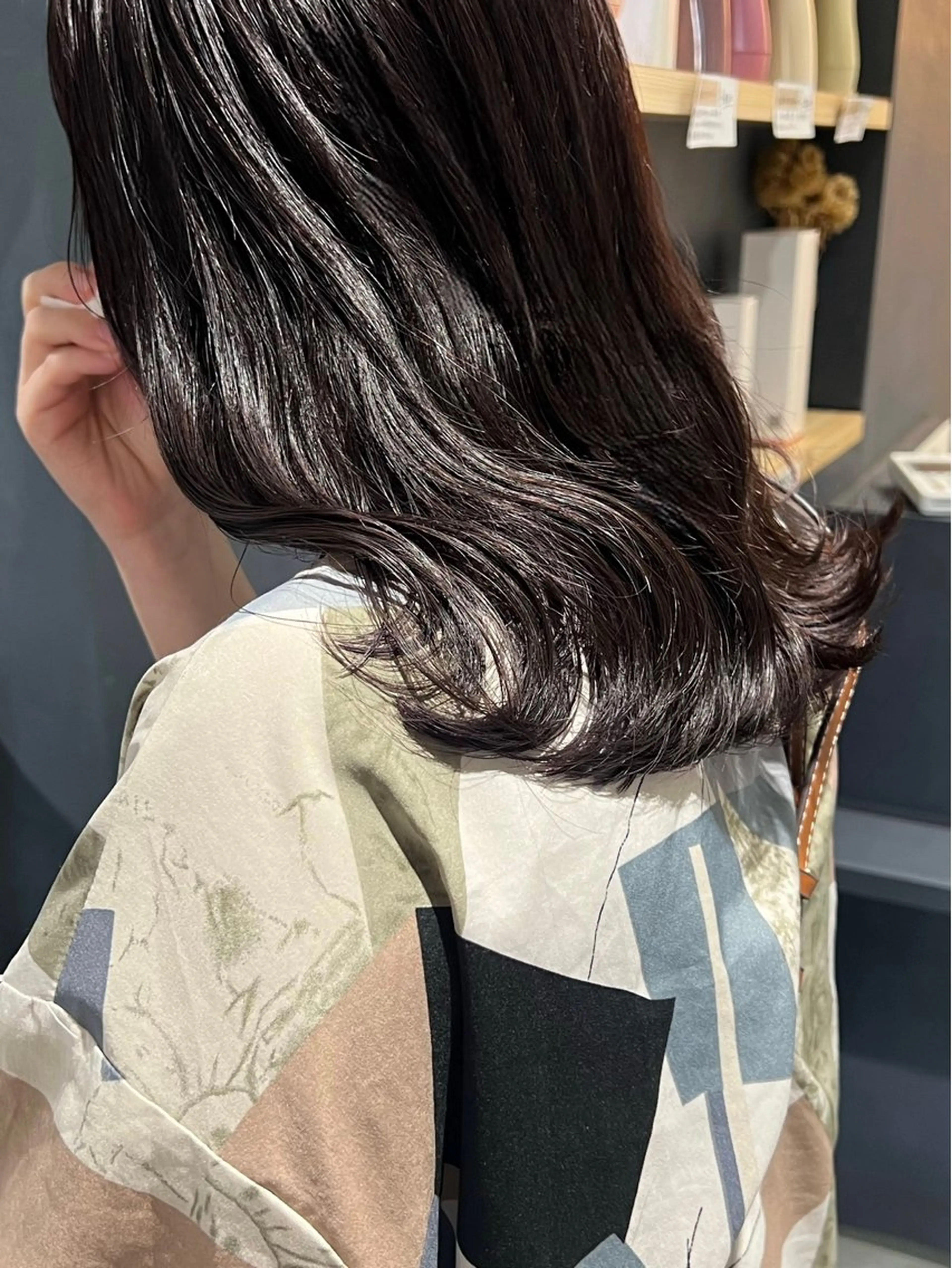 セミロング カット ヘアカラー AI TOKYO　S所属・mizuki 【韓国レイヤー】のヘアスタイル