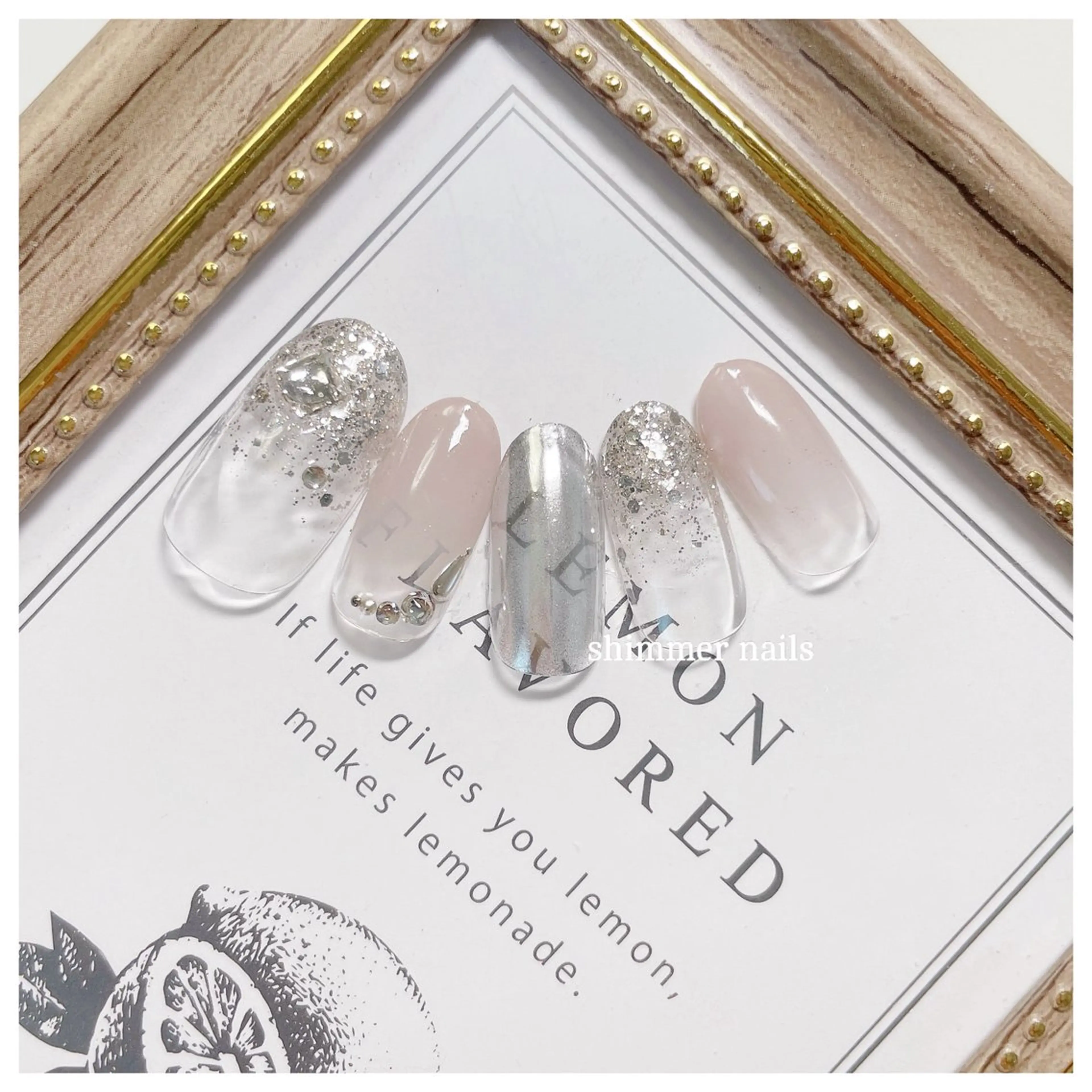 ネイル shimmer nailsのネイルデザイン