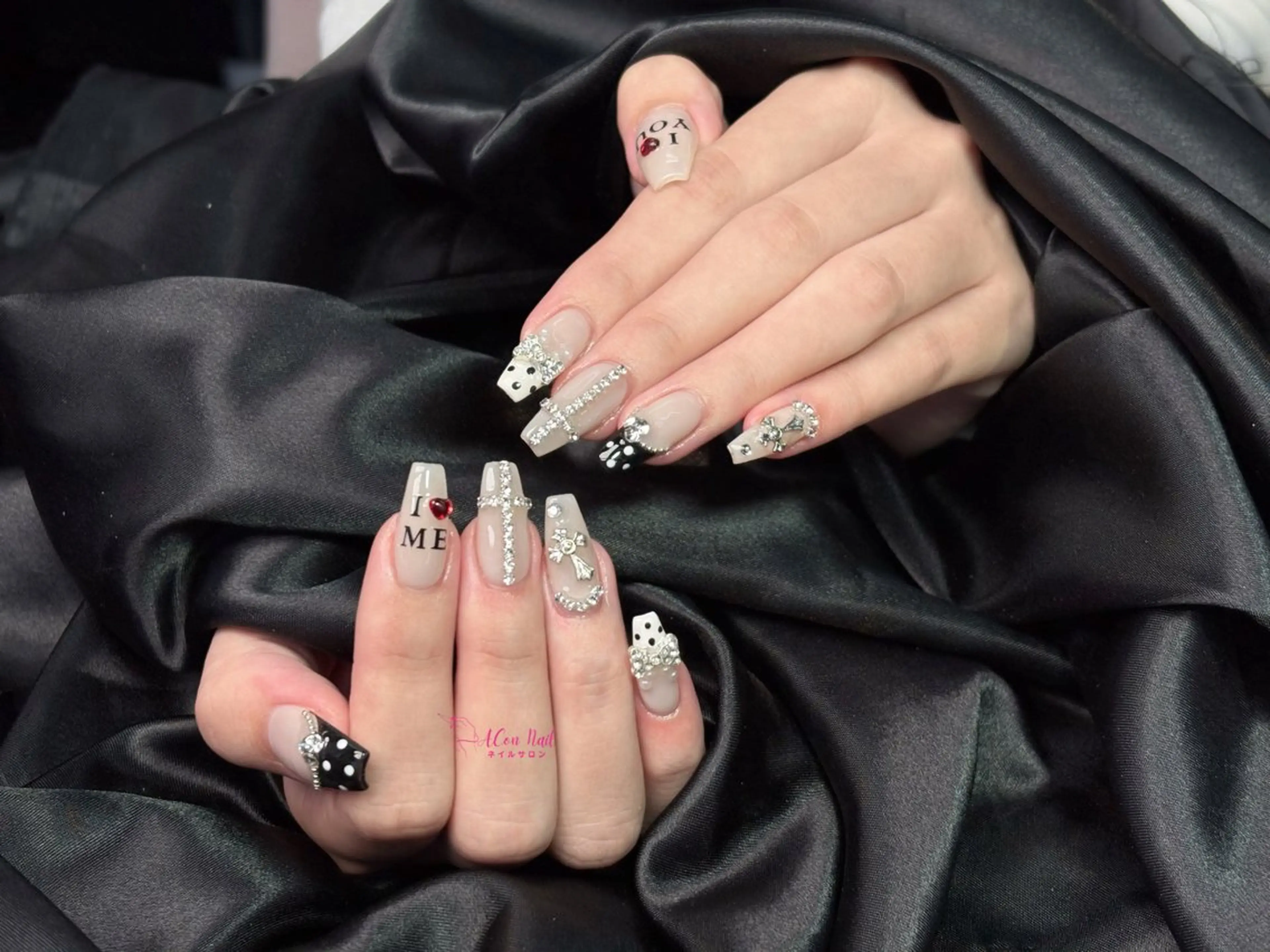 ネイル 桜ネイル 長さ出し フラワーネイル フレンチネイル ジェルネイル ハンドネイル AConNailSalon所属・ACon NailSalonのネイルデザイン