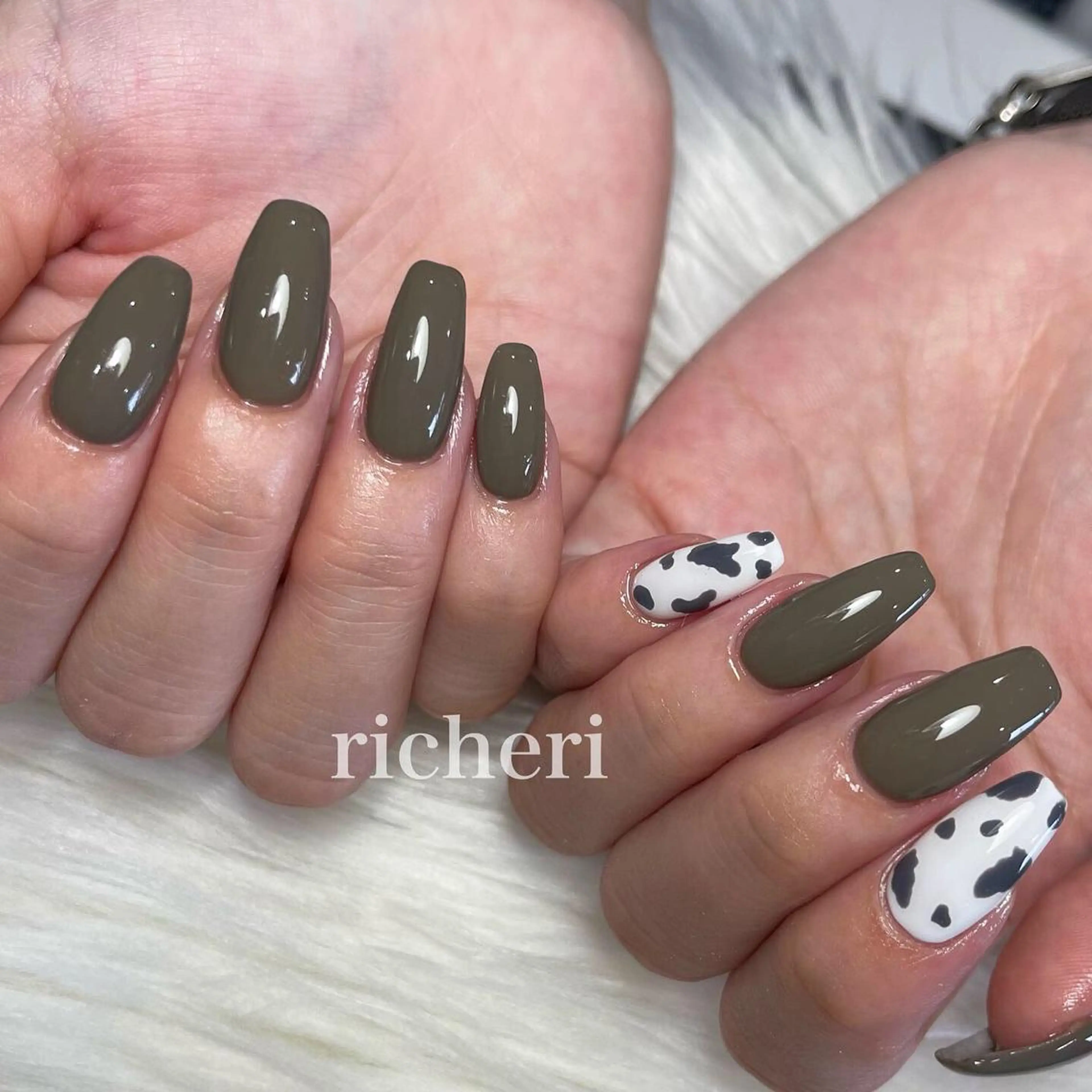 ミディアム ネイル 韓国風ヘア アニマル柄 アートネイル フットネイル フレンチネイル richeri beautyのエステ・リラクイメージ