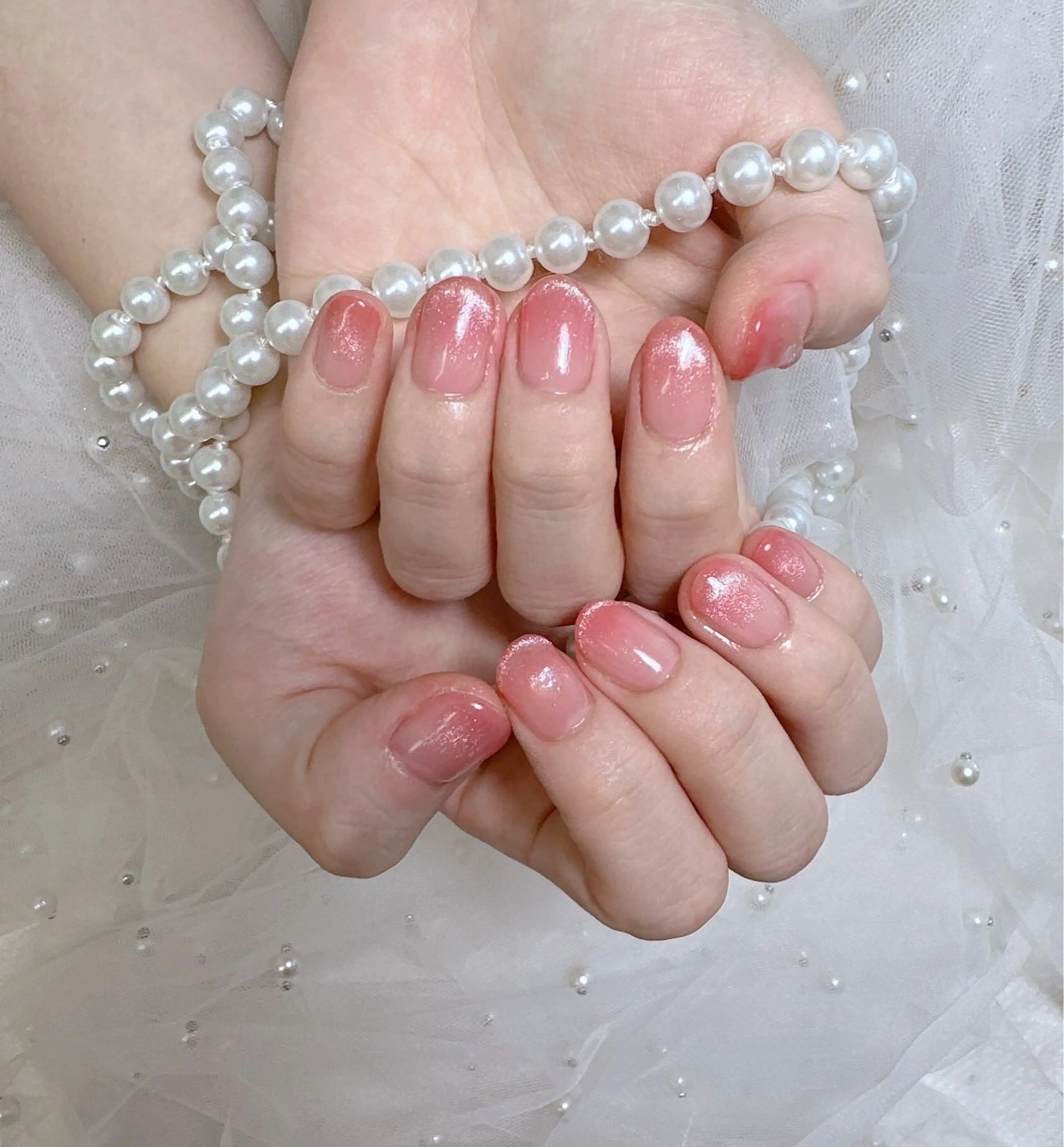 ネイル グラデーション ハート マグネットネイル ピンク ハンドネイル Pretty Nail Salon     　(ジェル&ケア)所属・Pretty Nail Salonのネイルデザイン