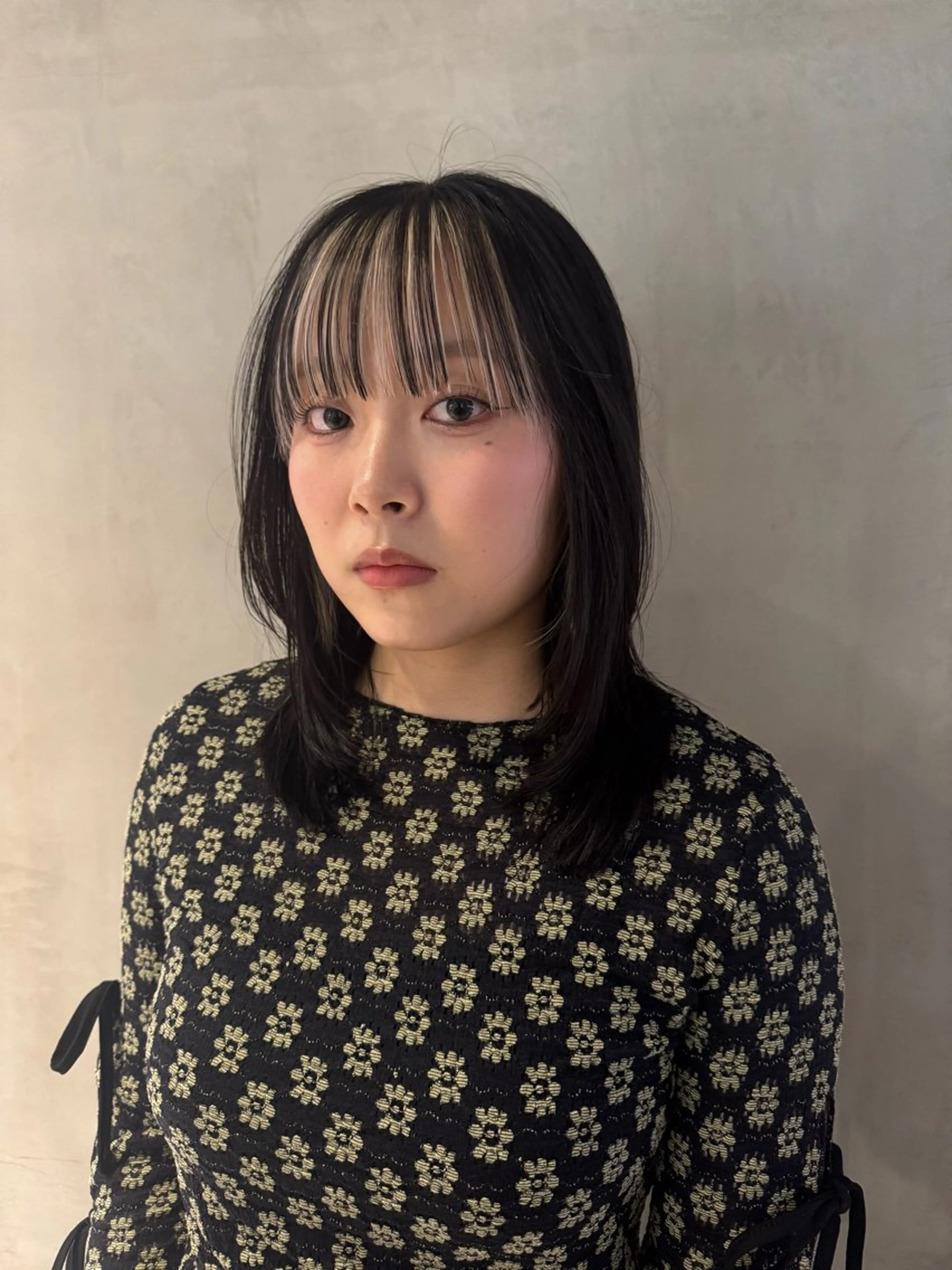 ミディアム ALBUM IKEBUKURO所属・池袋エリア　ブリーチ 支持率No.1のヘアスタイル