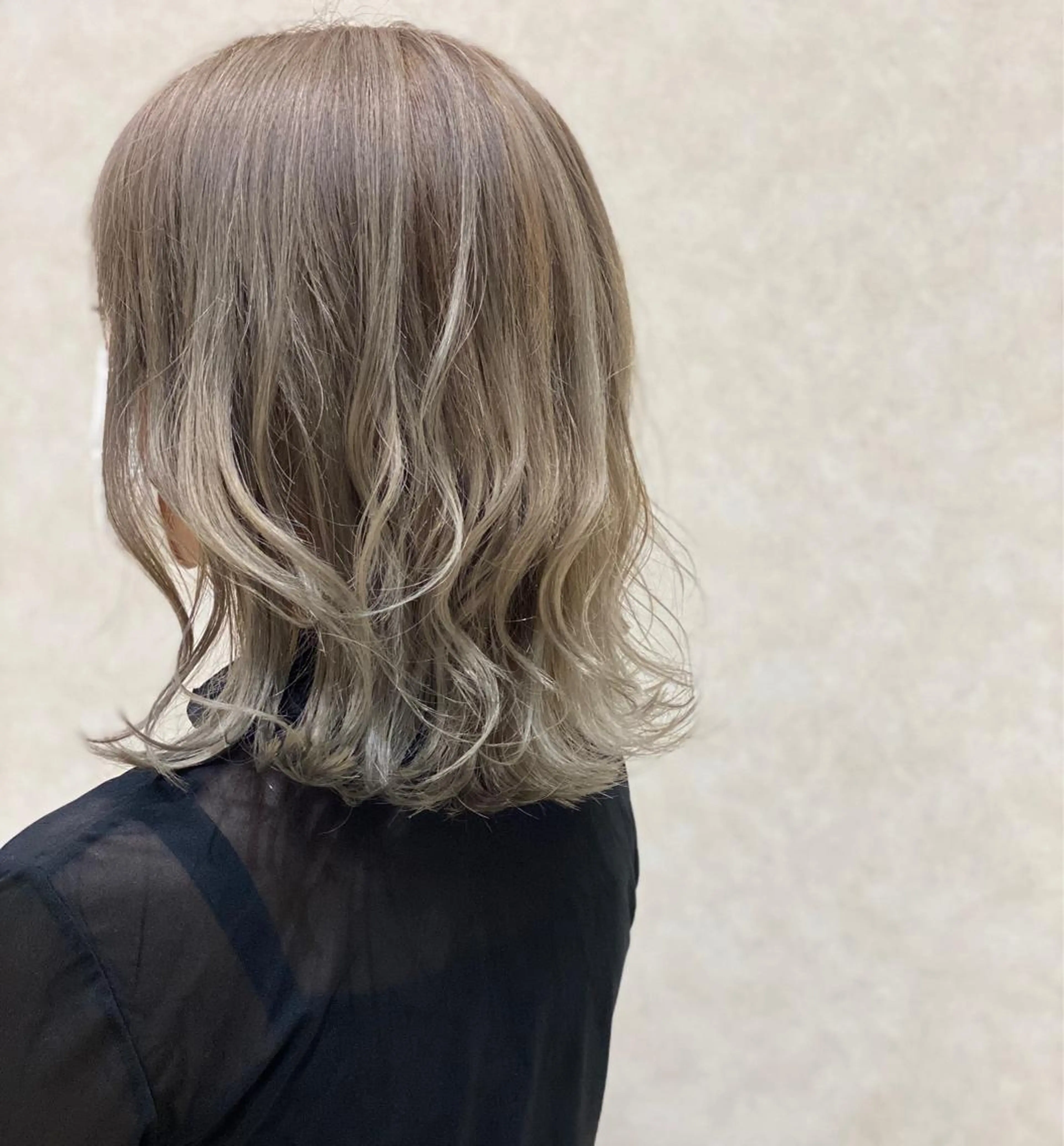 ミディアム カラー カット ヘアカラー トリートメント 内藤 裕真  k-twoのヘアスタイル