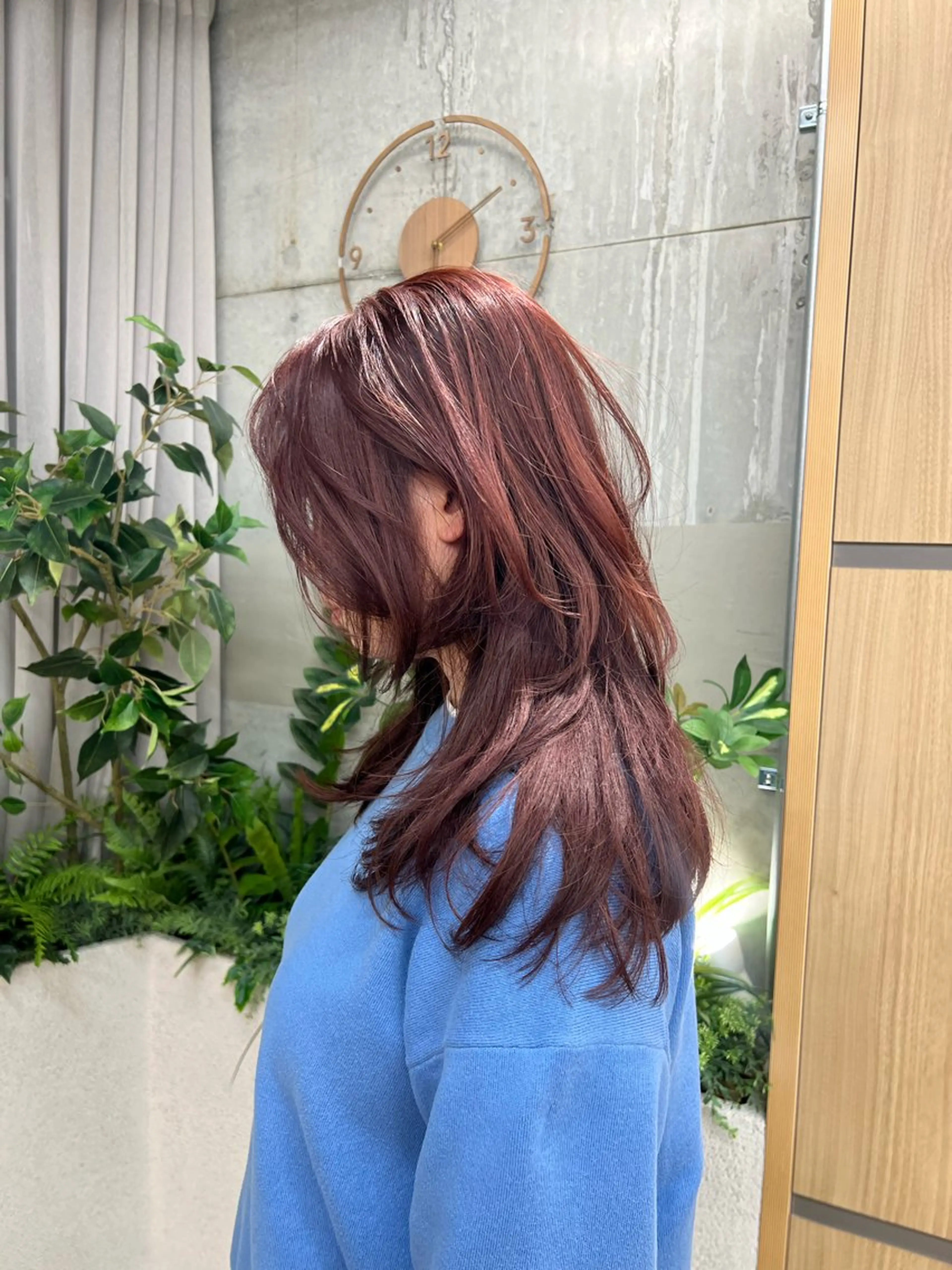 セミロング レイヤーカット カット ヘアカラー トリートメント Toiro 横浜所属・海外ヘア／レイヤー カットNatsuのヘアスタイル